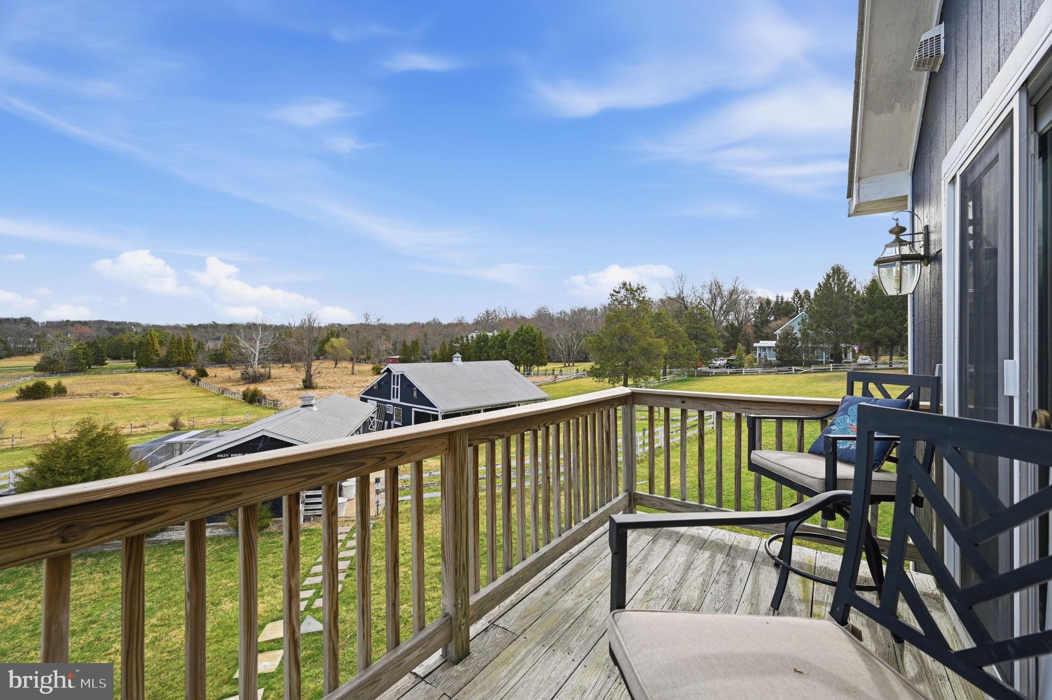 DARNESTOWN OUTSIDE - Residential