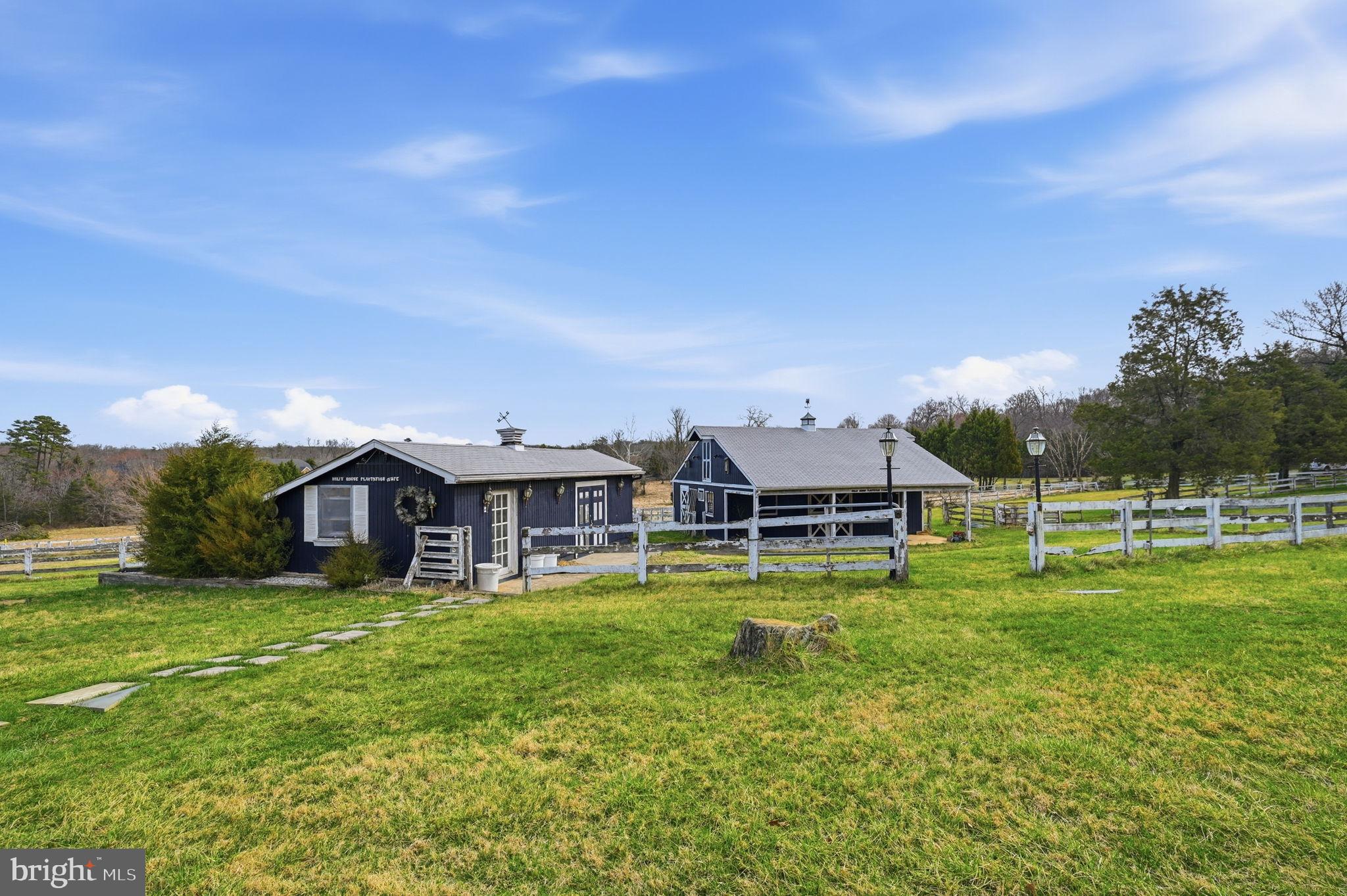 DARNESTOWN OUTSIDE - Residential