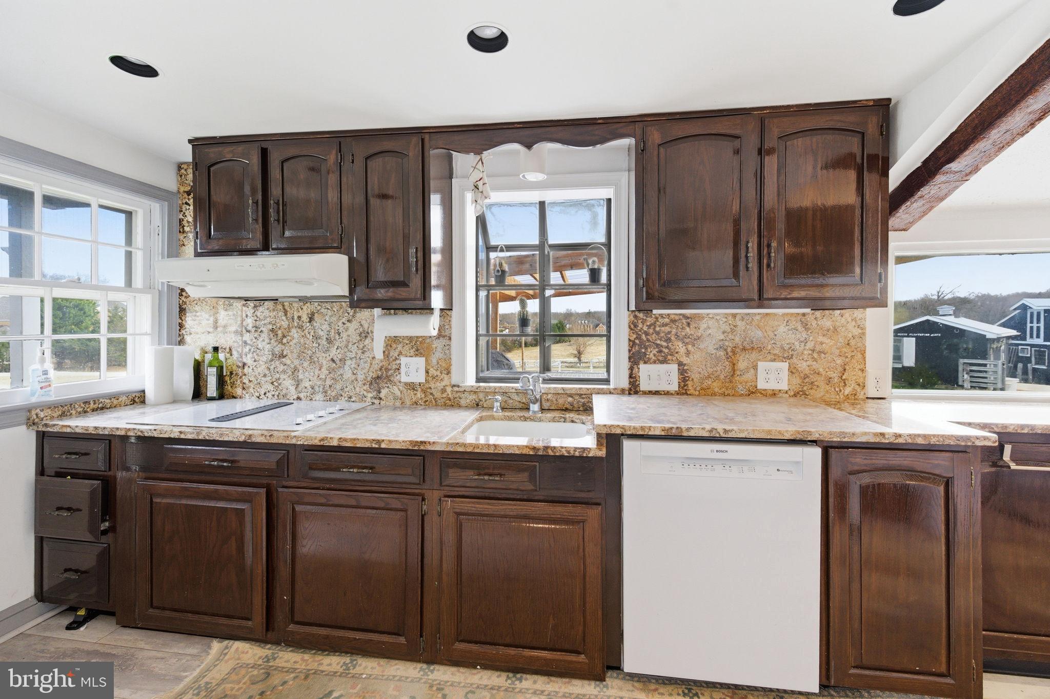 DARNESTOWN OUTSIDE - Residential