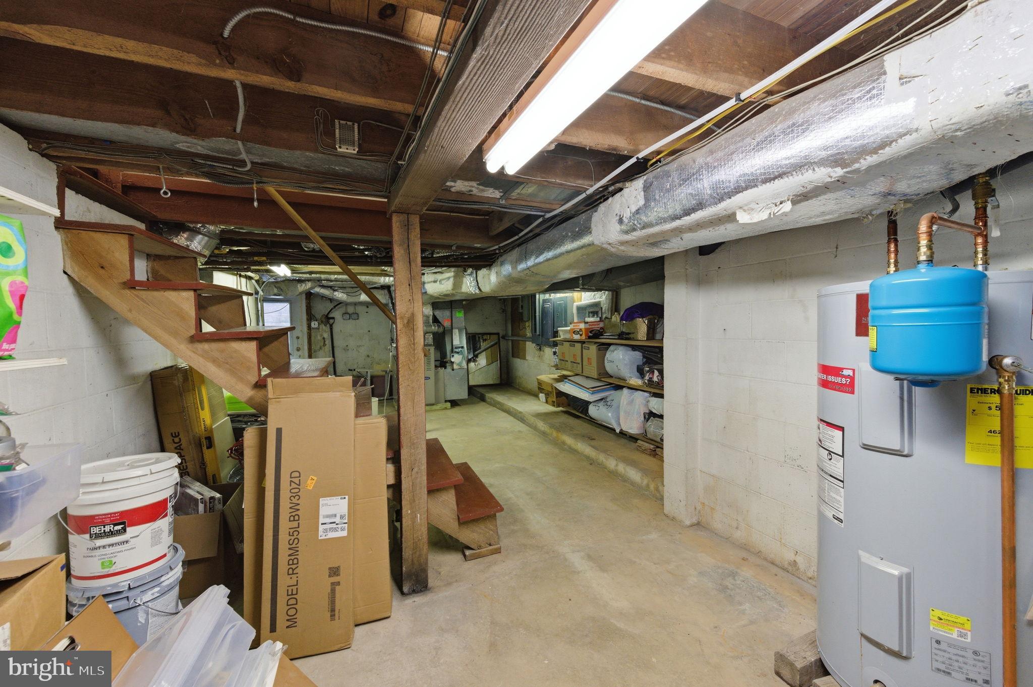 DARNESTOWN OUTSIDE - Residential