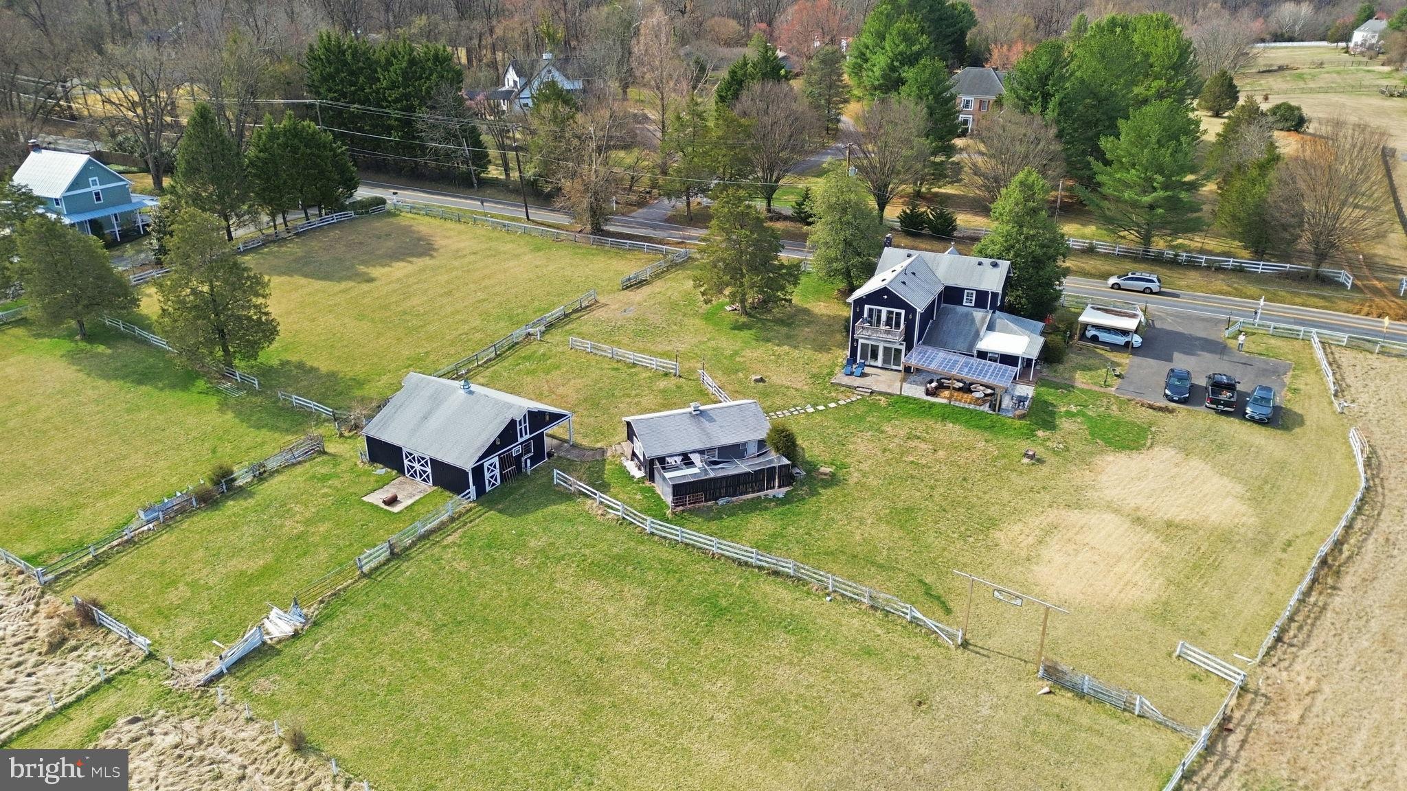 DARNESTOWN OUTSIDE - Residential