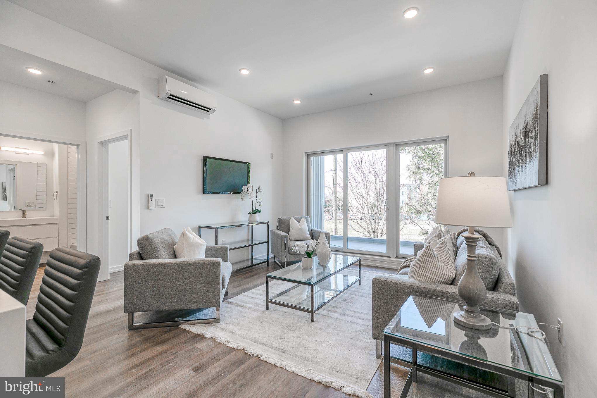 FAIRMOUNT - Residential Lease