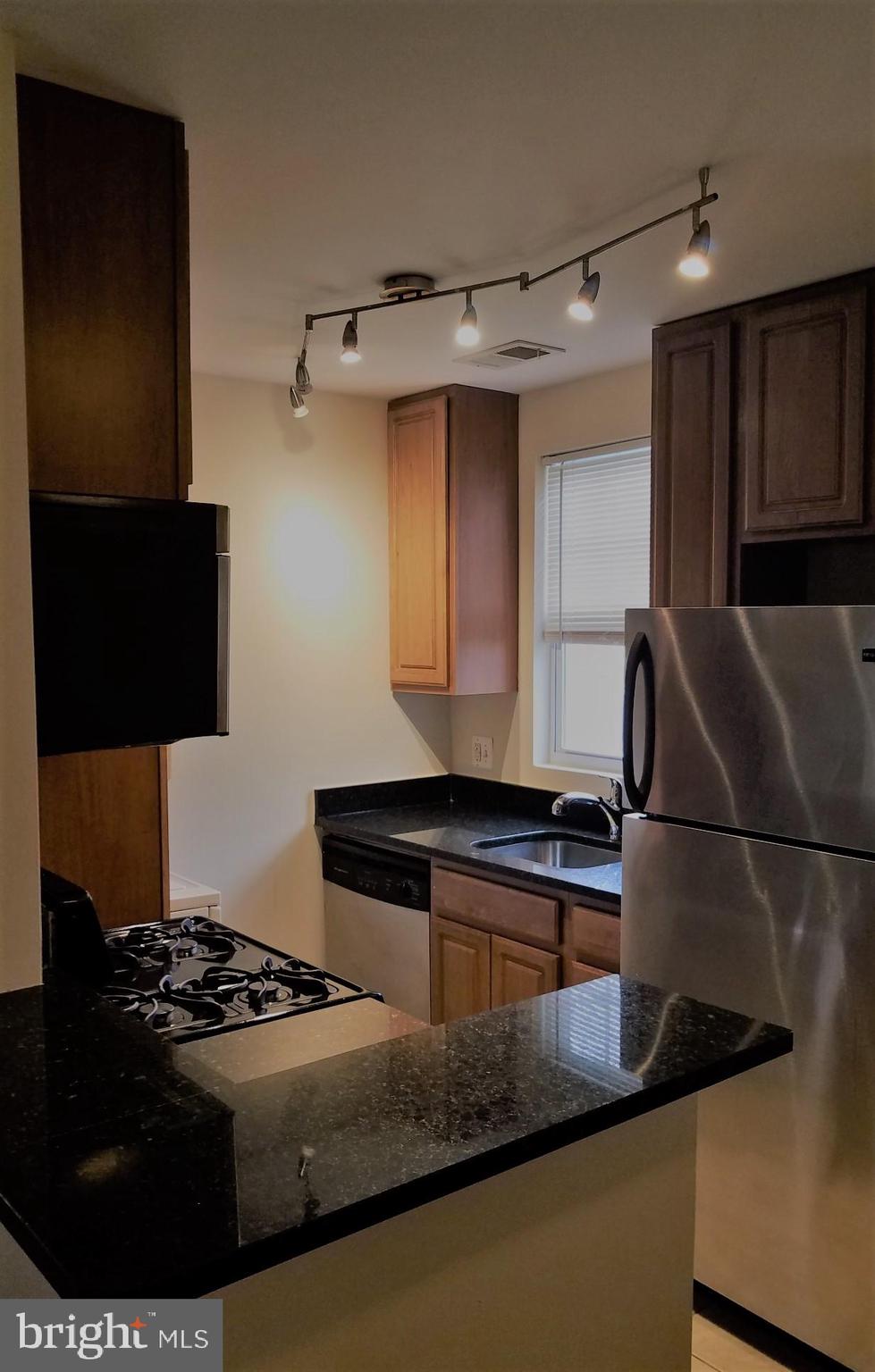 HIGHLAND AT LANDOVER STATION - Residential Lease