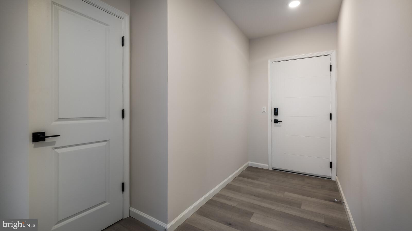 LOGAN SQUARE - Residential Lease