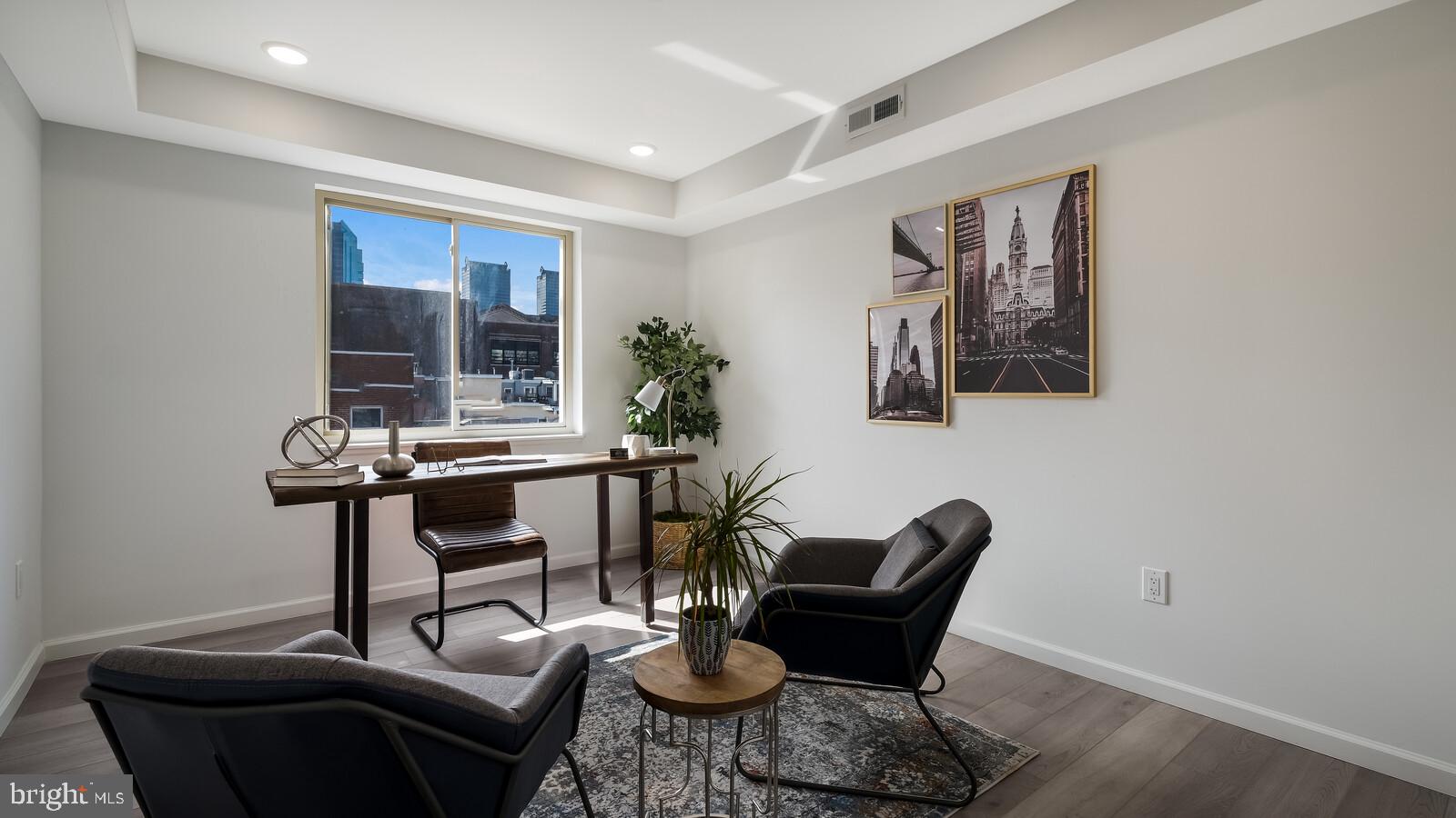 LOGAN SQUARE - Residential Lease