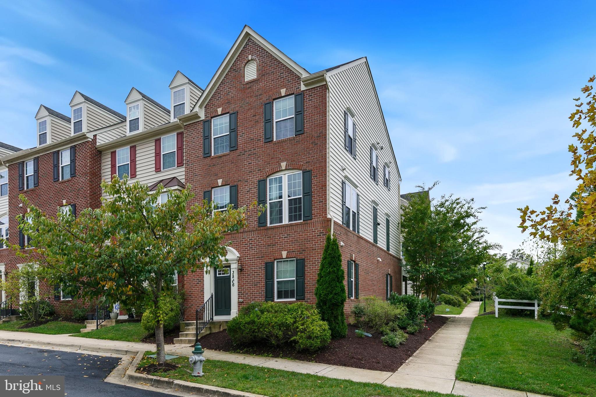 FAIRWOOD CROSSING AT BLA - Residential