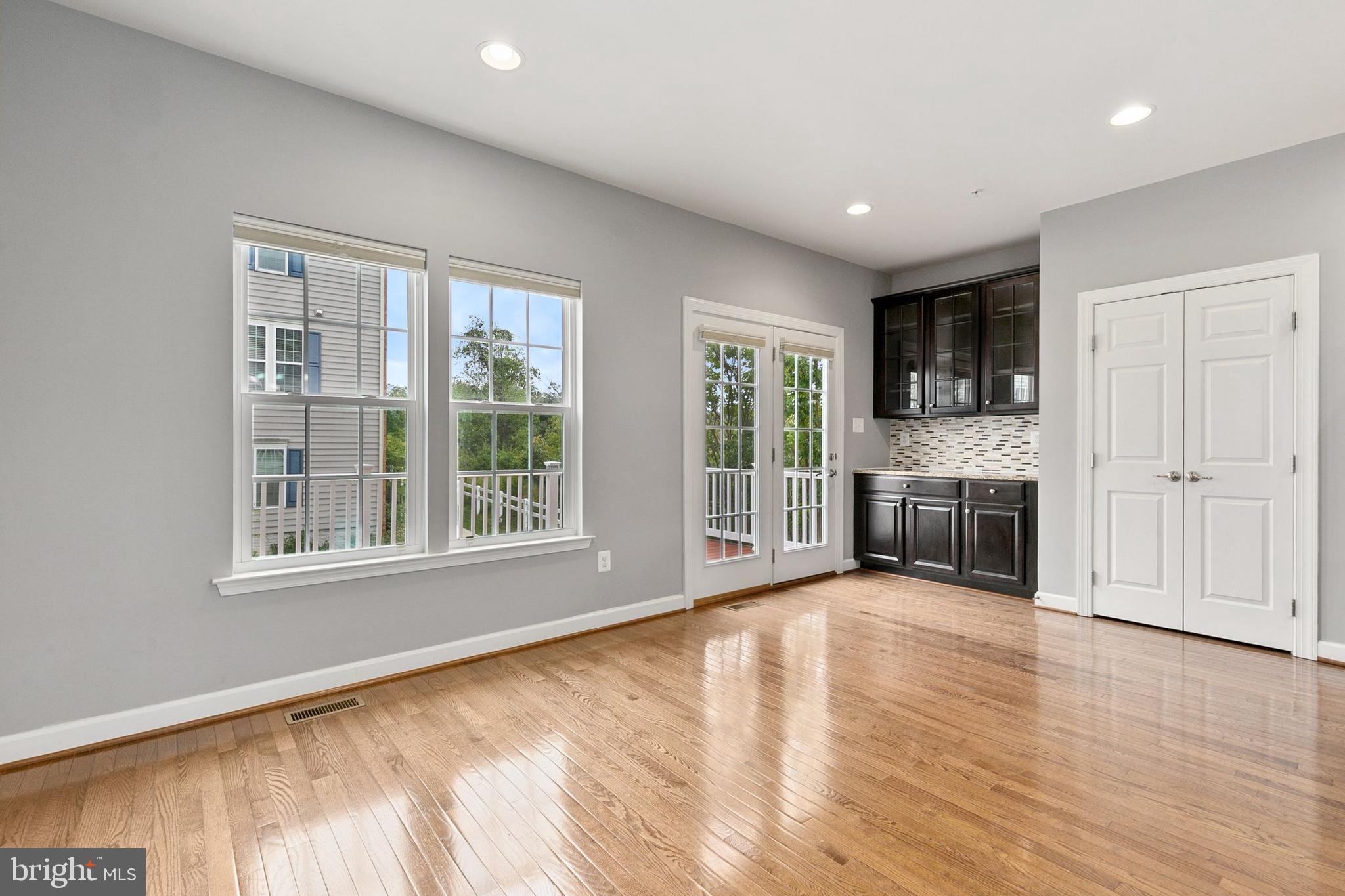 FAIRWOOD CROSSING AT BLA - Residential