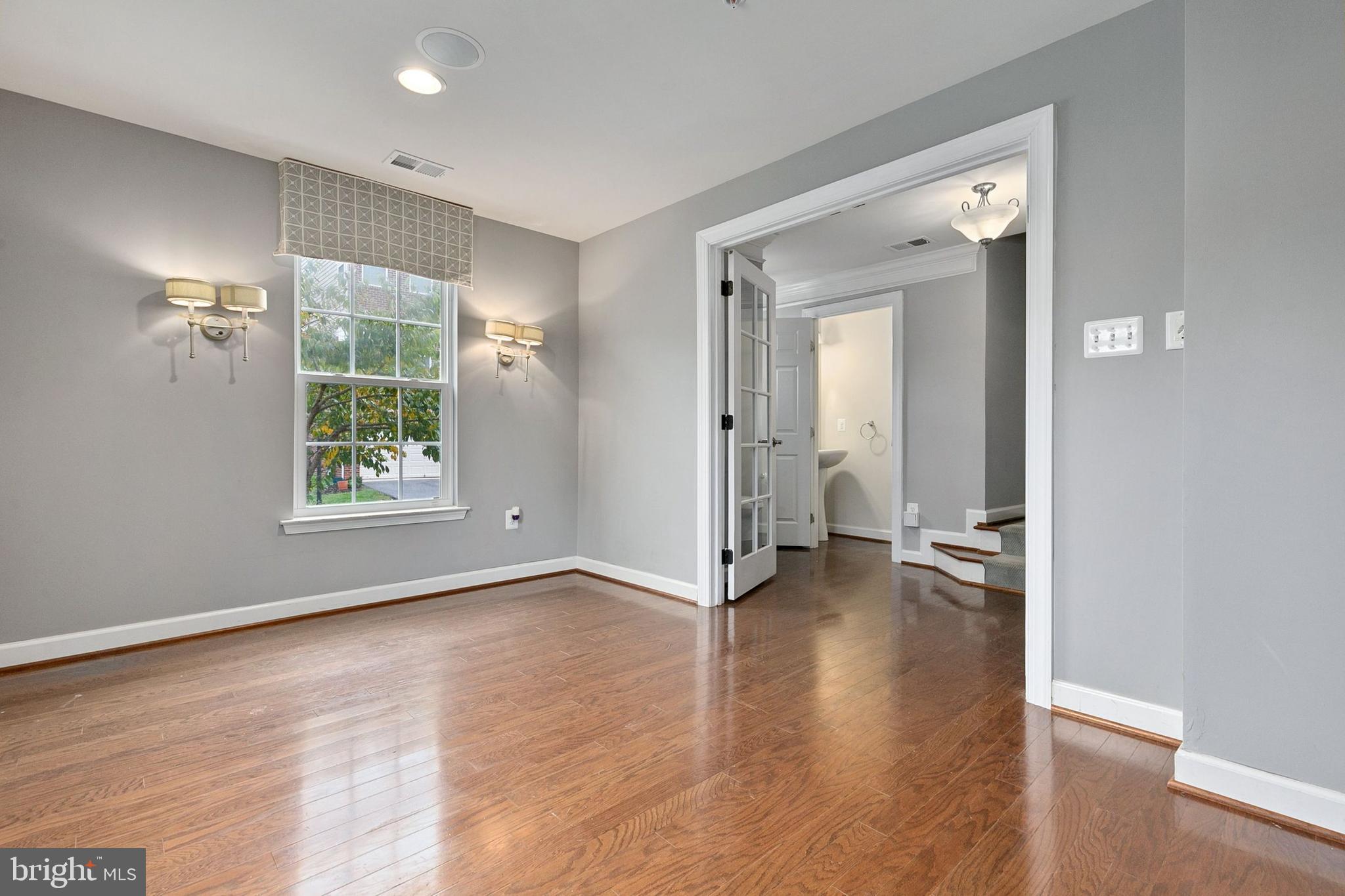 FAIRWOOD CROSSING AT BLA - Residential