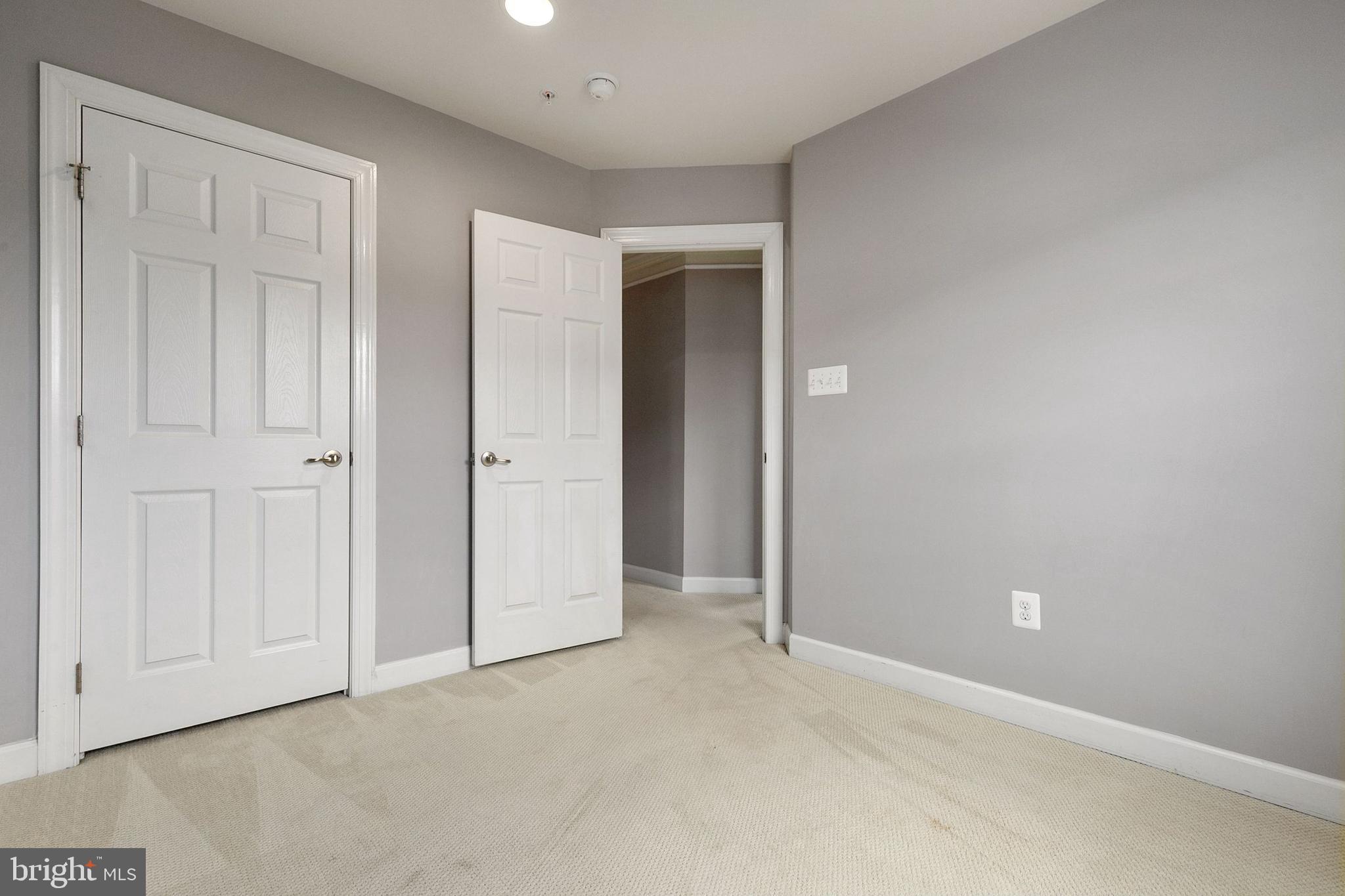 FAIRWOOD CROSSING AT BLA - Residential