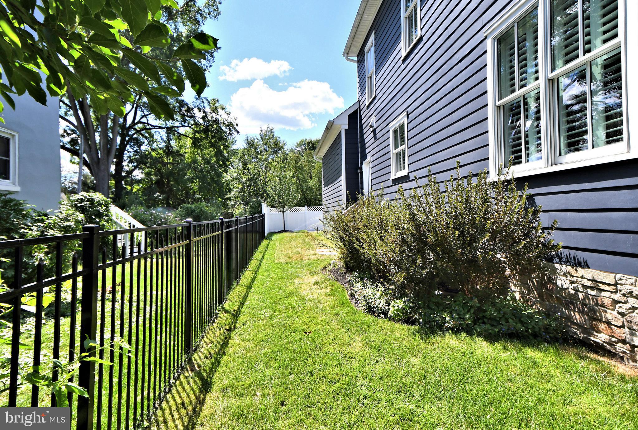 000 - Residential