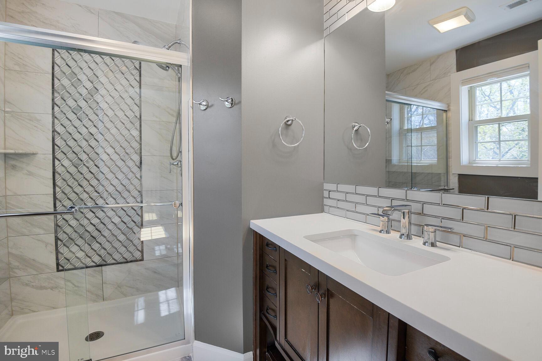 CAPITOL VIEW PARK - Residential