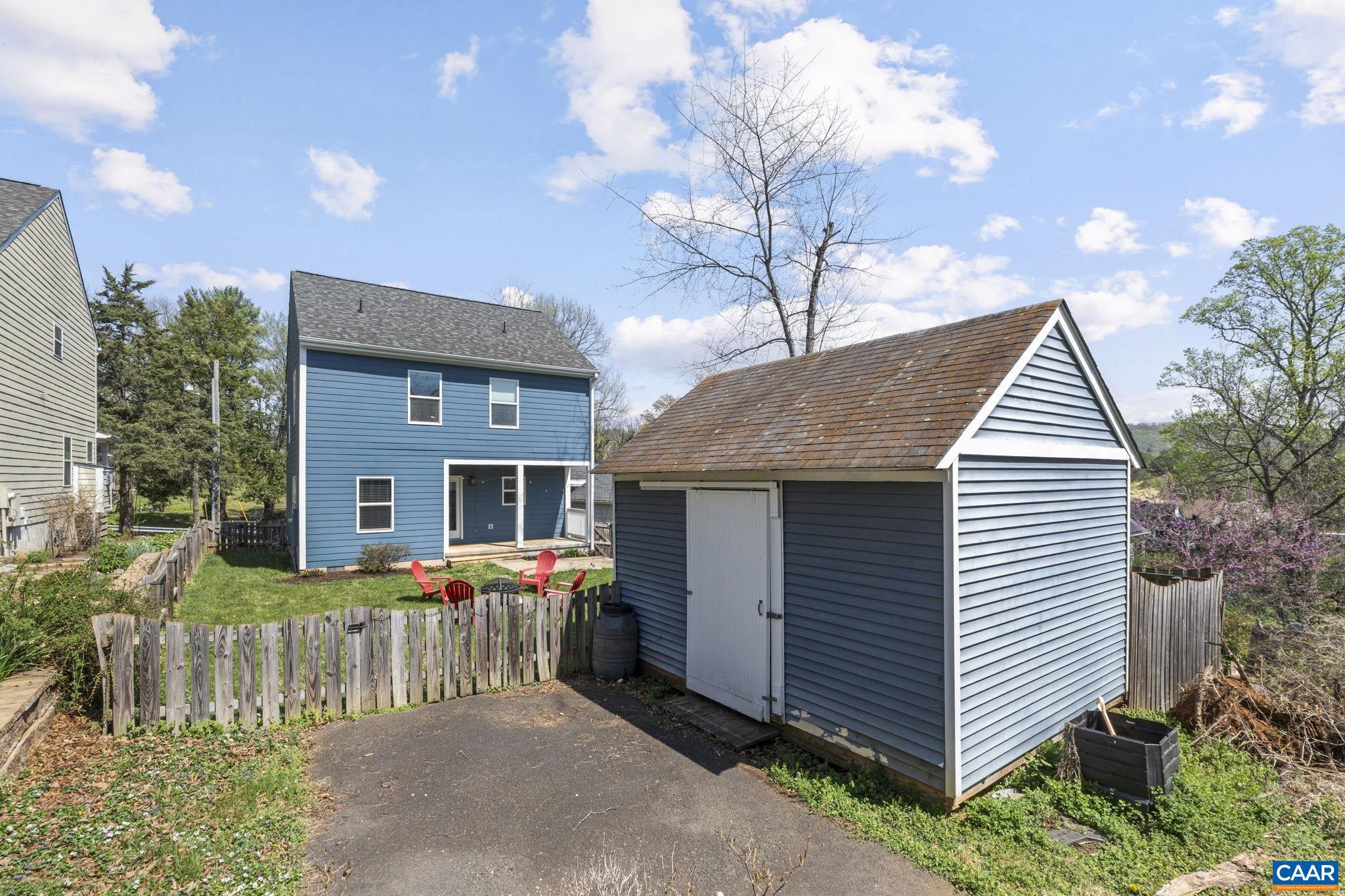 BELMONT - Residential