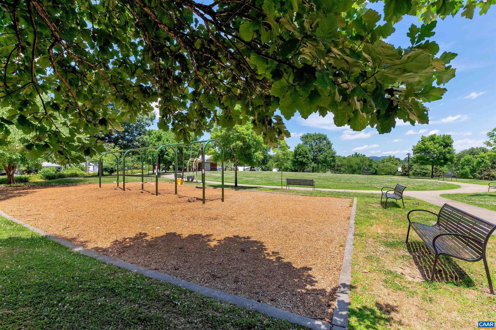 BELMONT - Residential