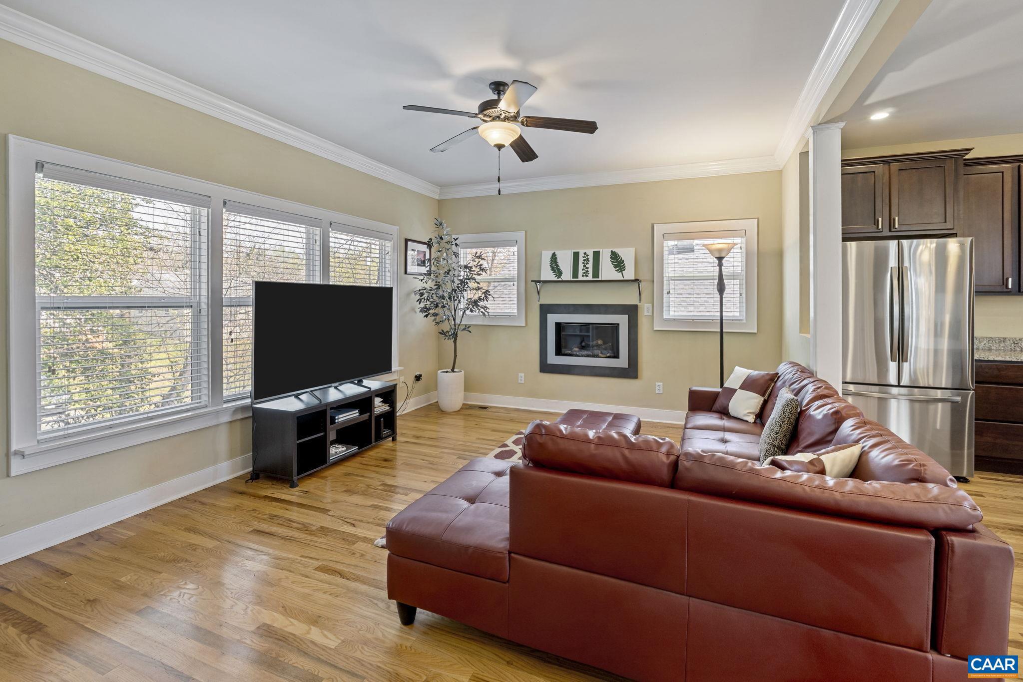 BELMONT - Residential