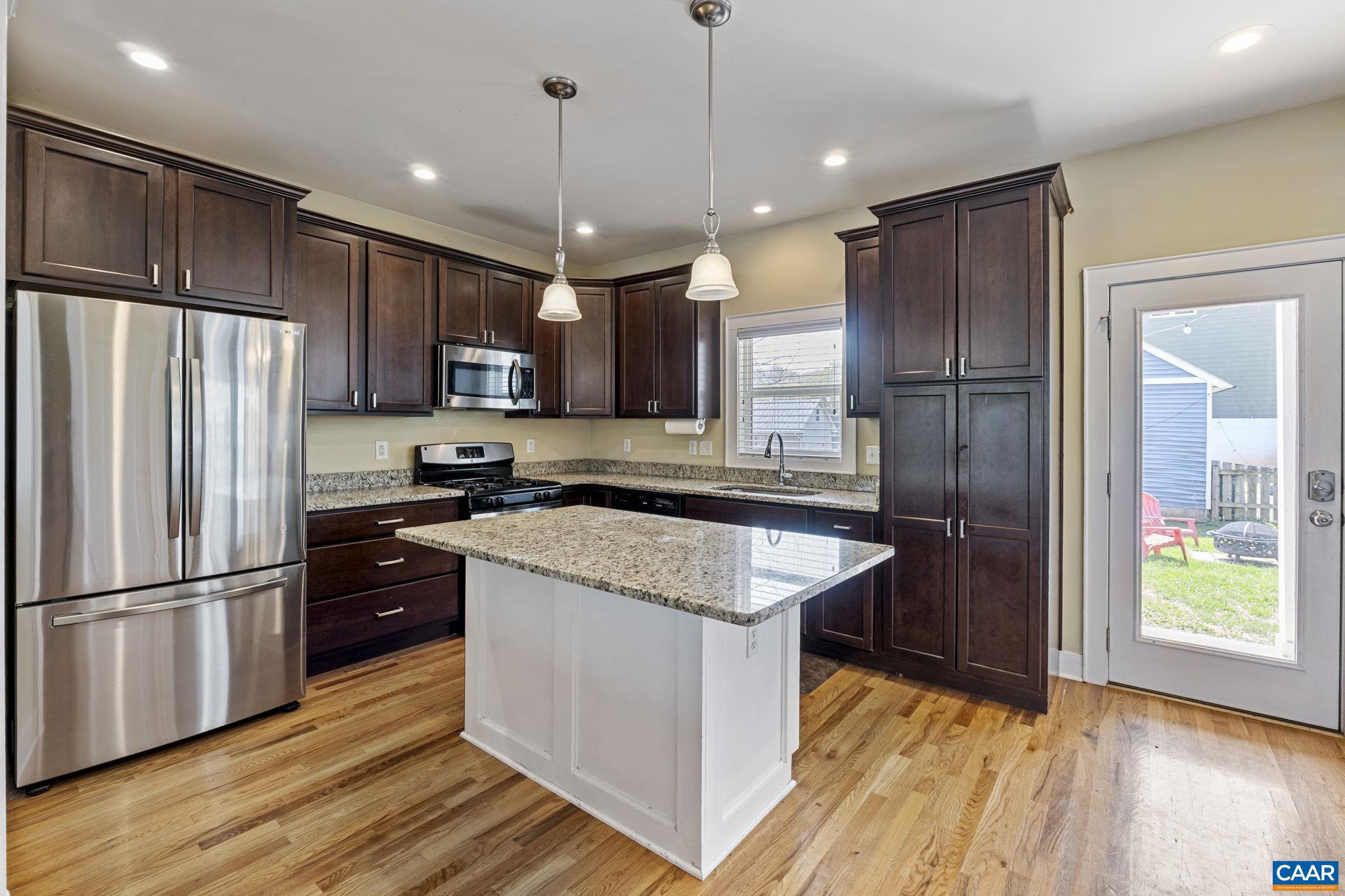 BELMONT - Residential