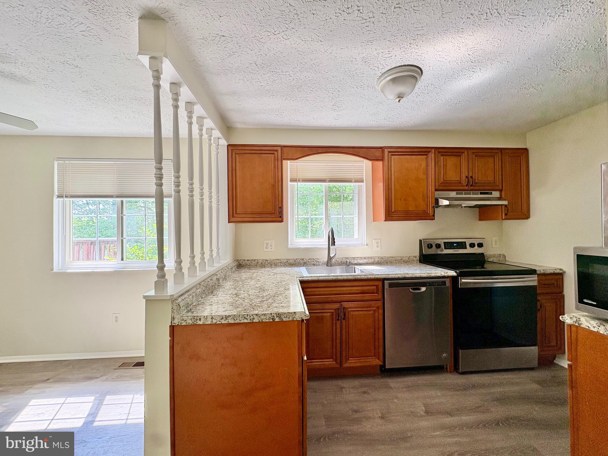 NEWINGTON FOREST - Residential Lease