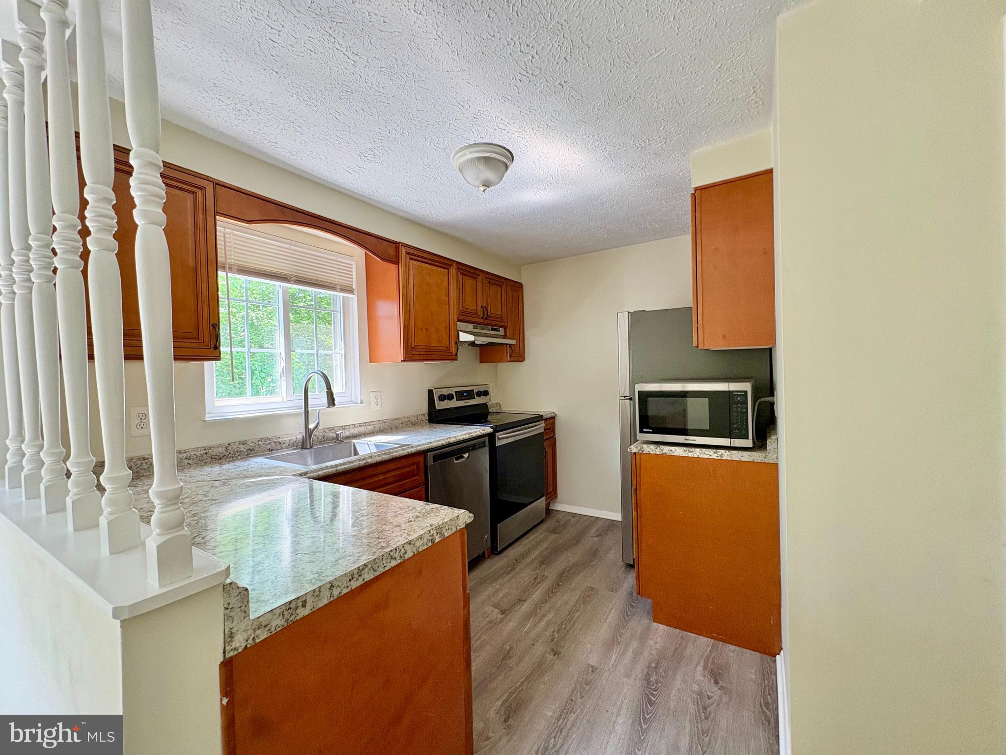 NEWINGTON FOREST - Residential Lease