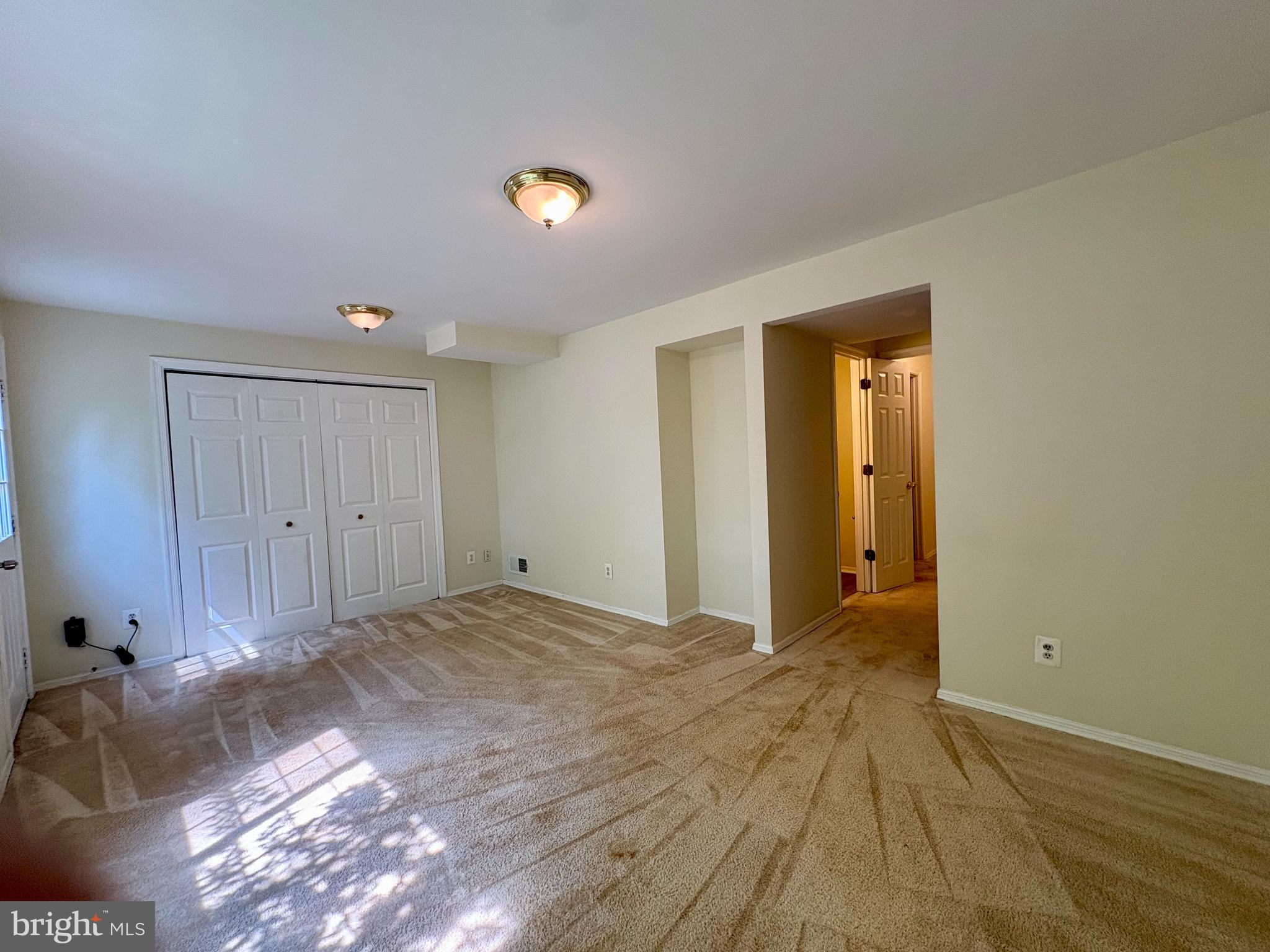 NEWINGTON FOREST - Residential Lease