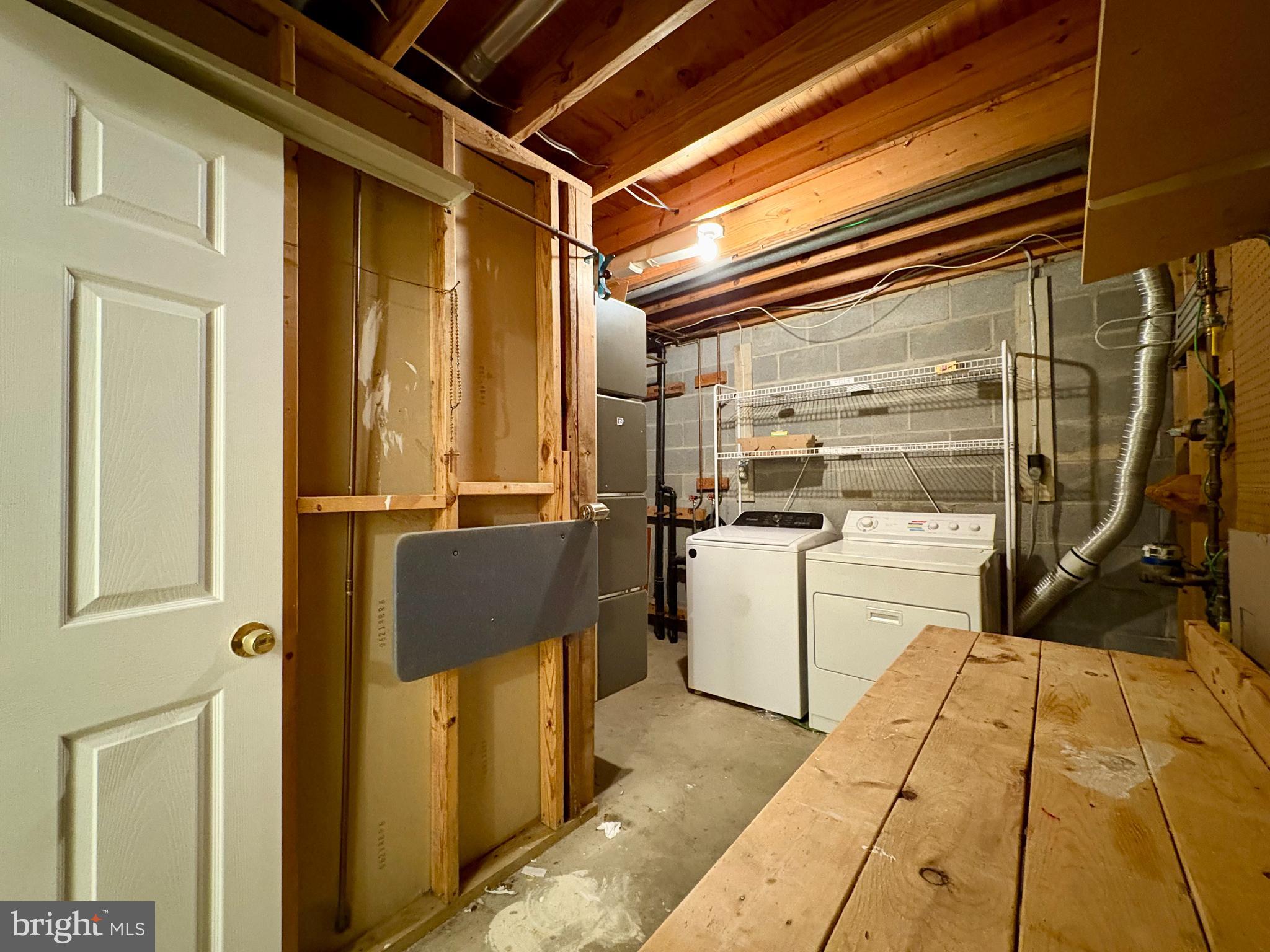 NEWINGTON FOREST - Residential Lease