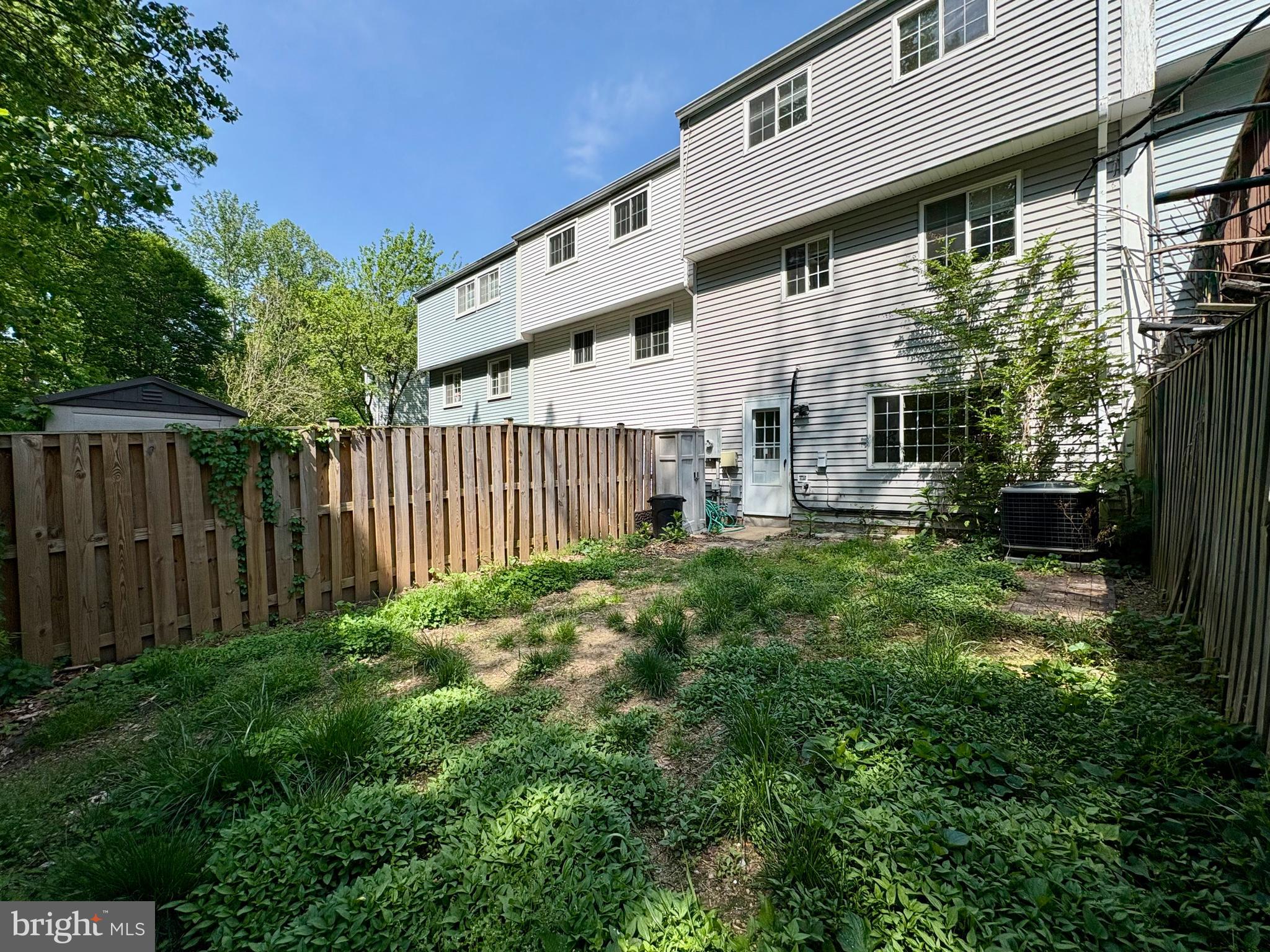 NEWINGTON FOREST - Residential Lease