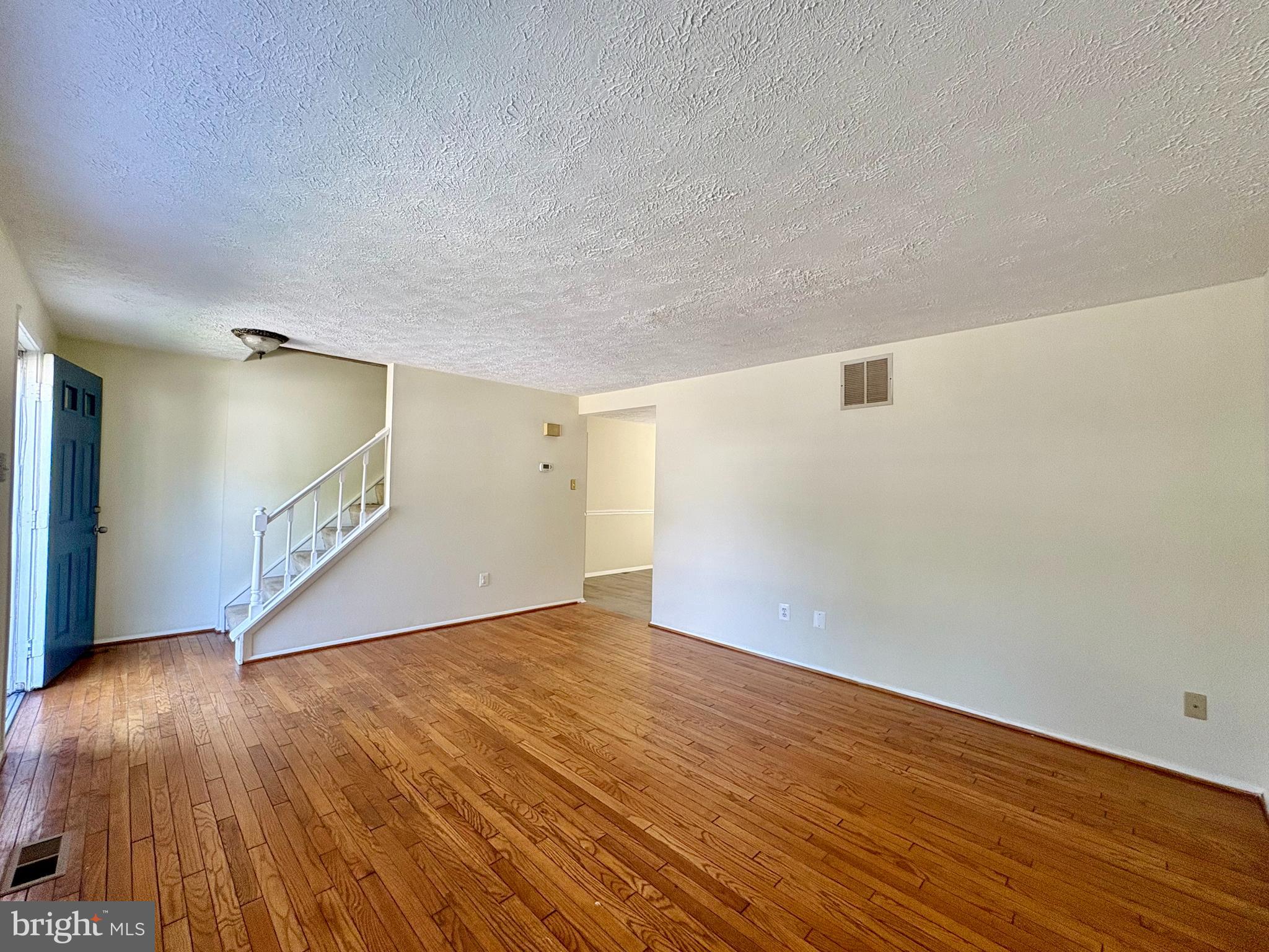 NEWINGTON FOREST - Residential Lease