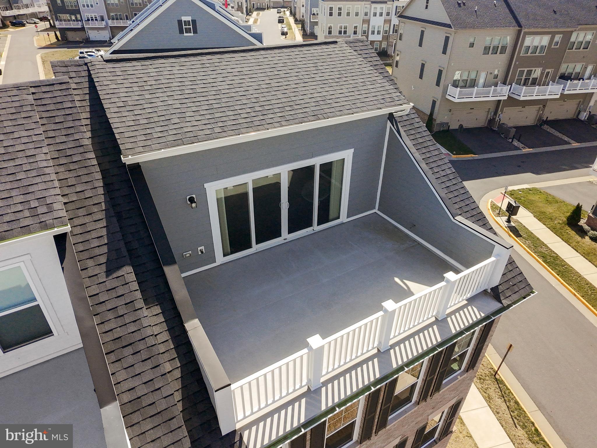 POTOMAC SHORES - Residential