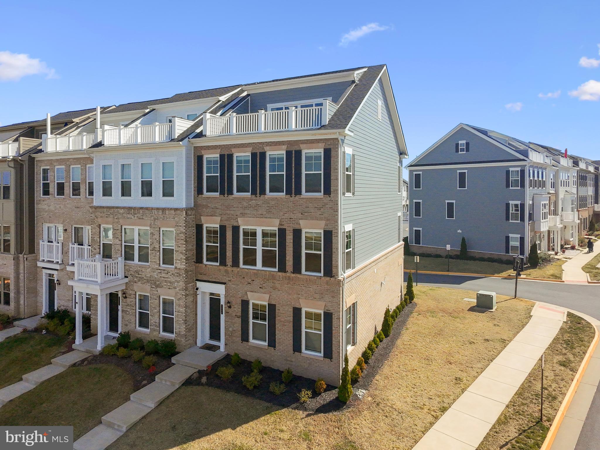 POTOMAC SHORES - Residential