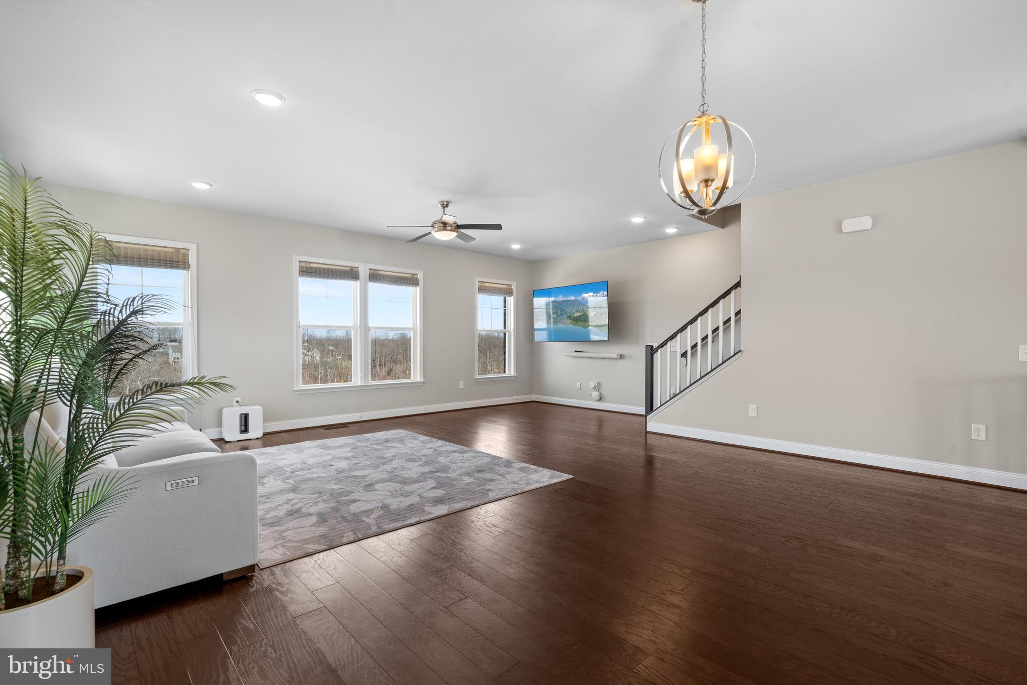 POTOMAC SHORES - Residential