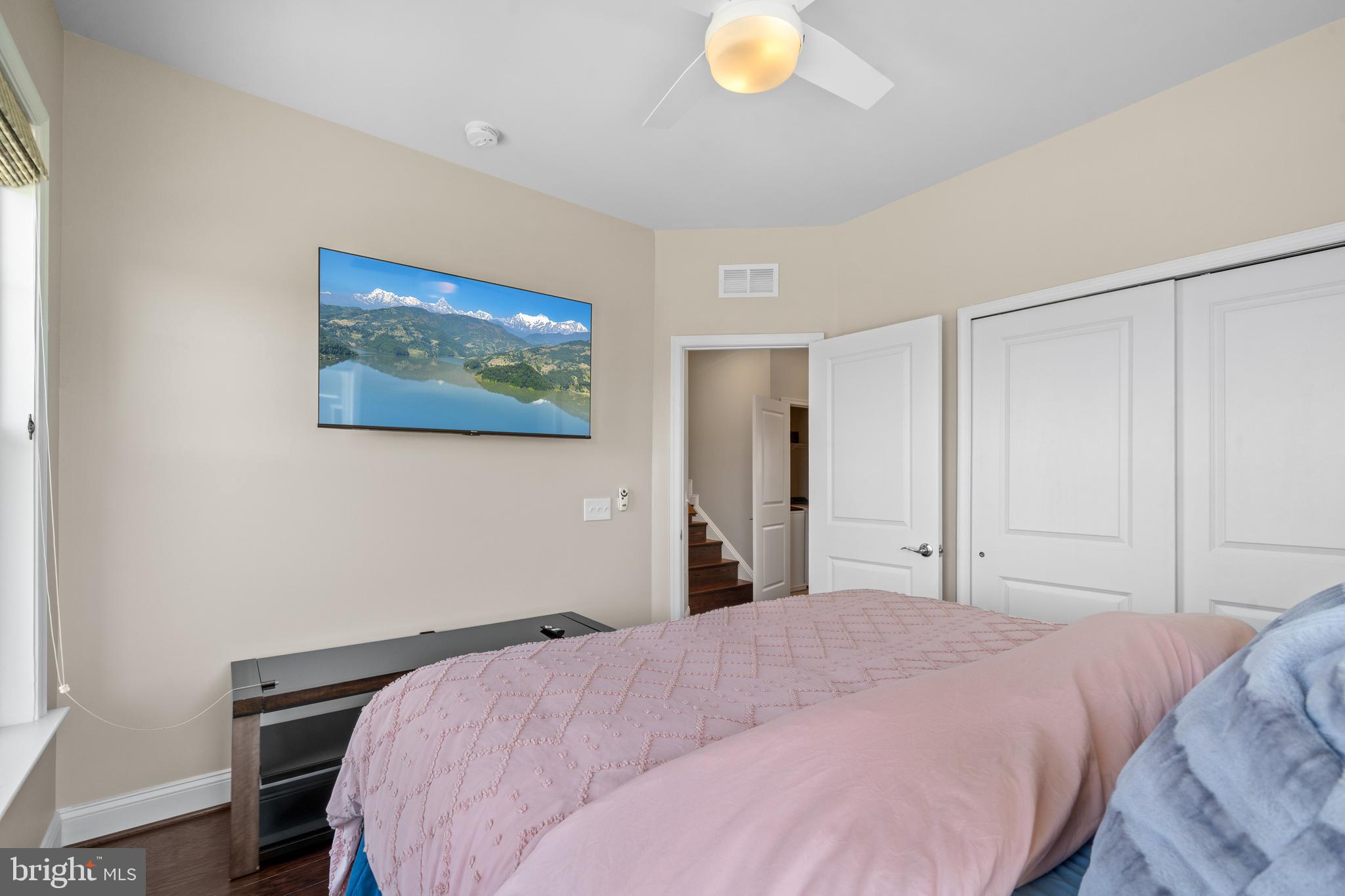 POTOMAC SHORES - Residential