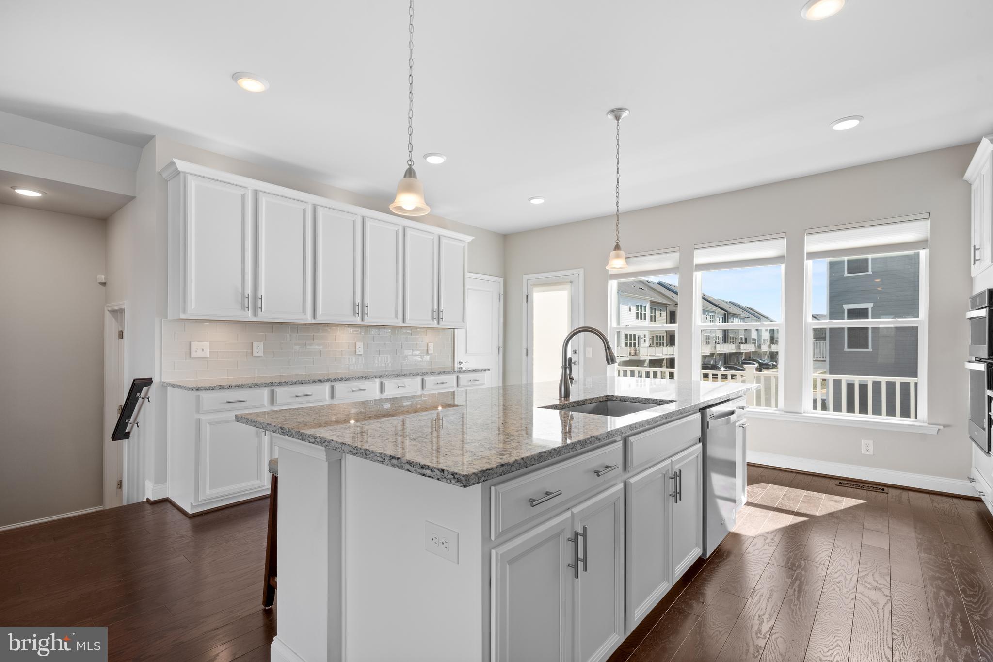 POTOMAC SHORES - Residential