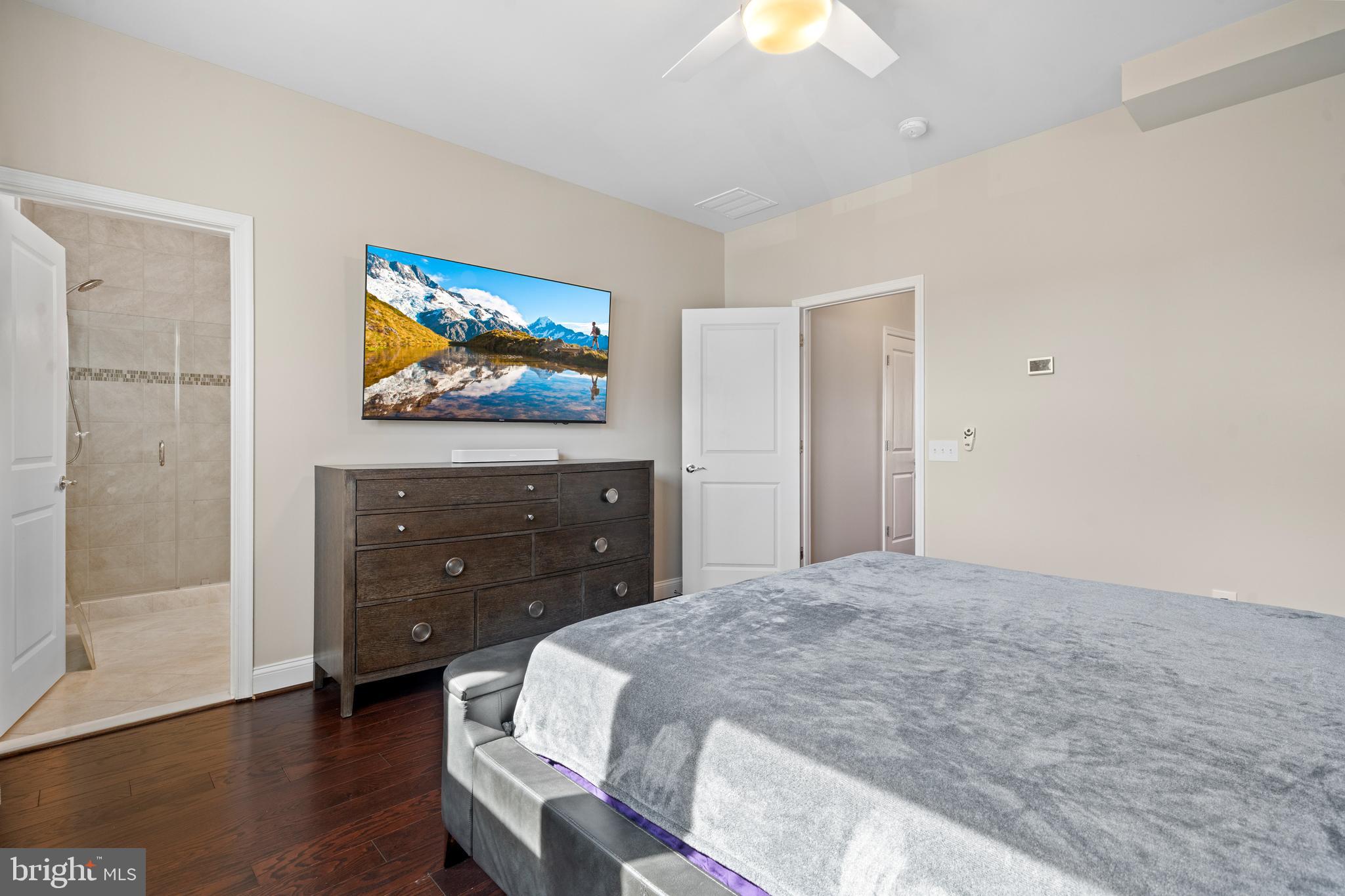 POTOMAC SHORES - Residential