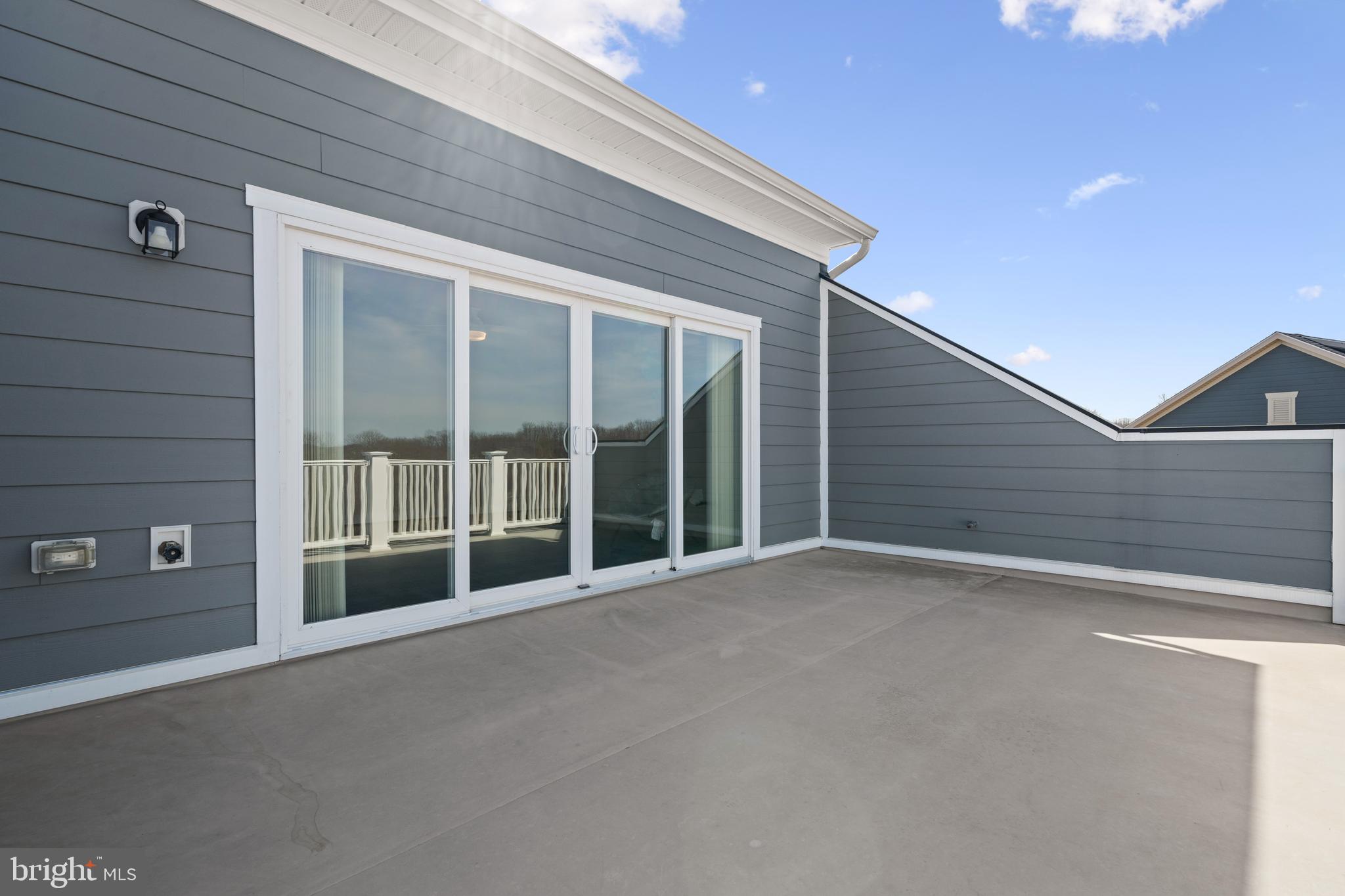 POTOMAC SHORES - Residential