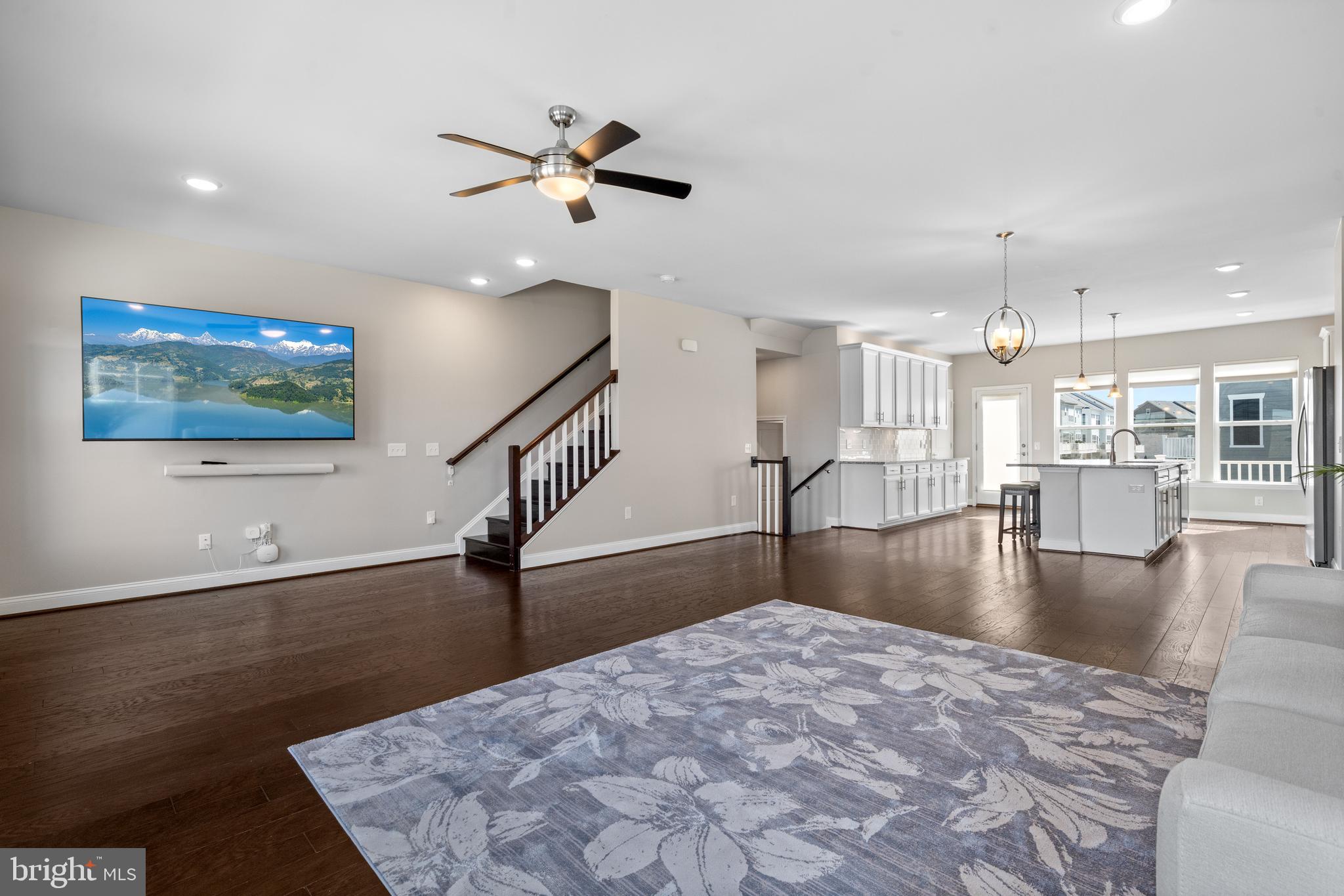 POTOMAC SHORES - Residential