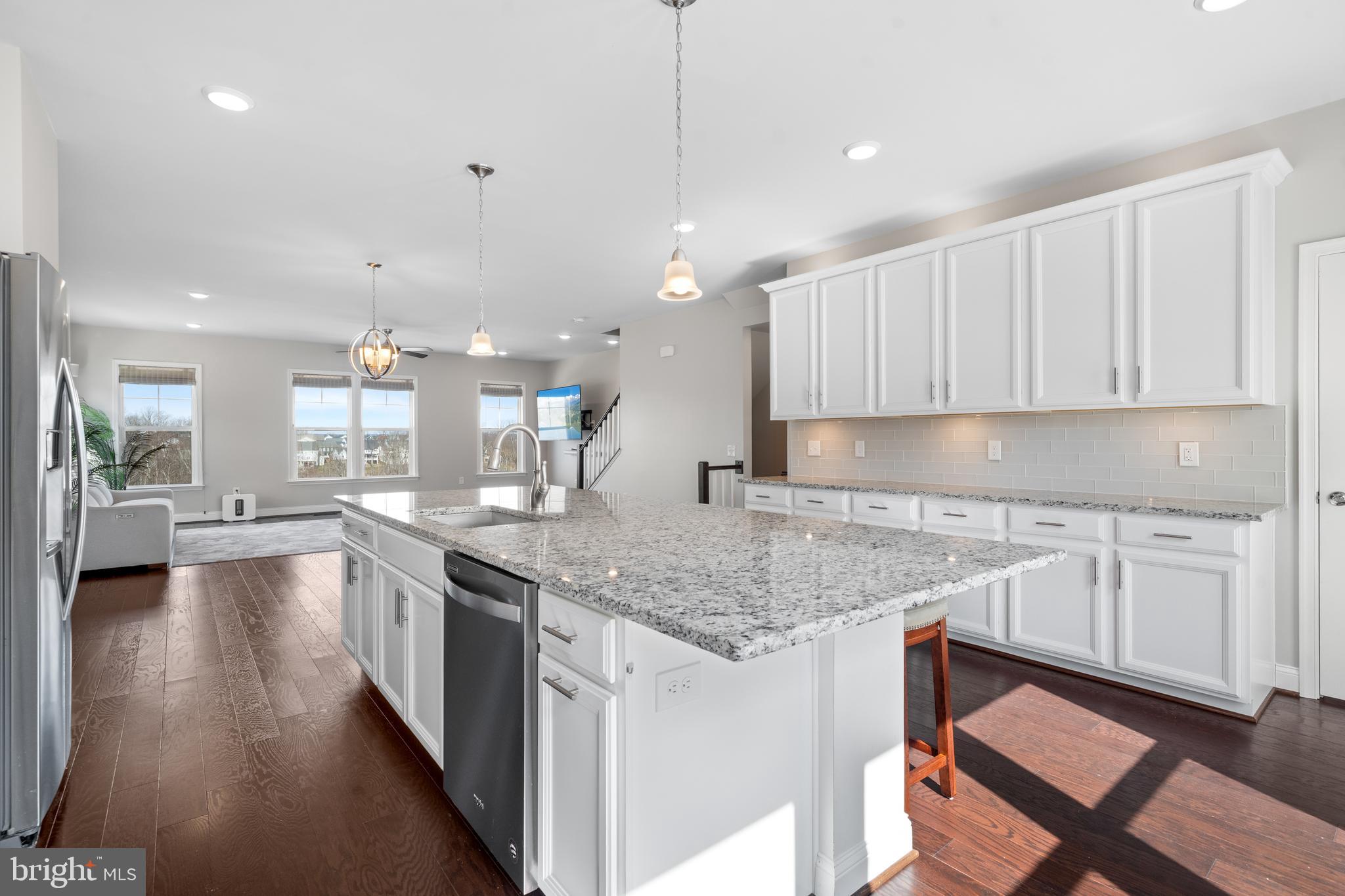 POTOMAC SHORES - Residential