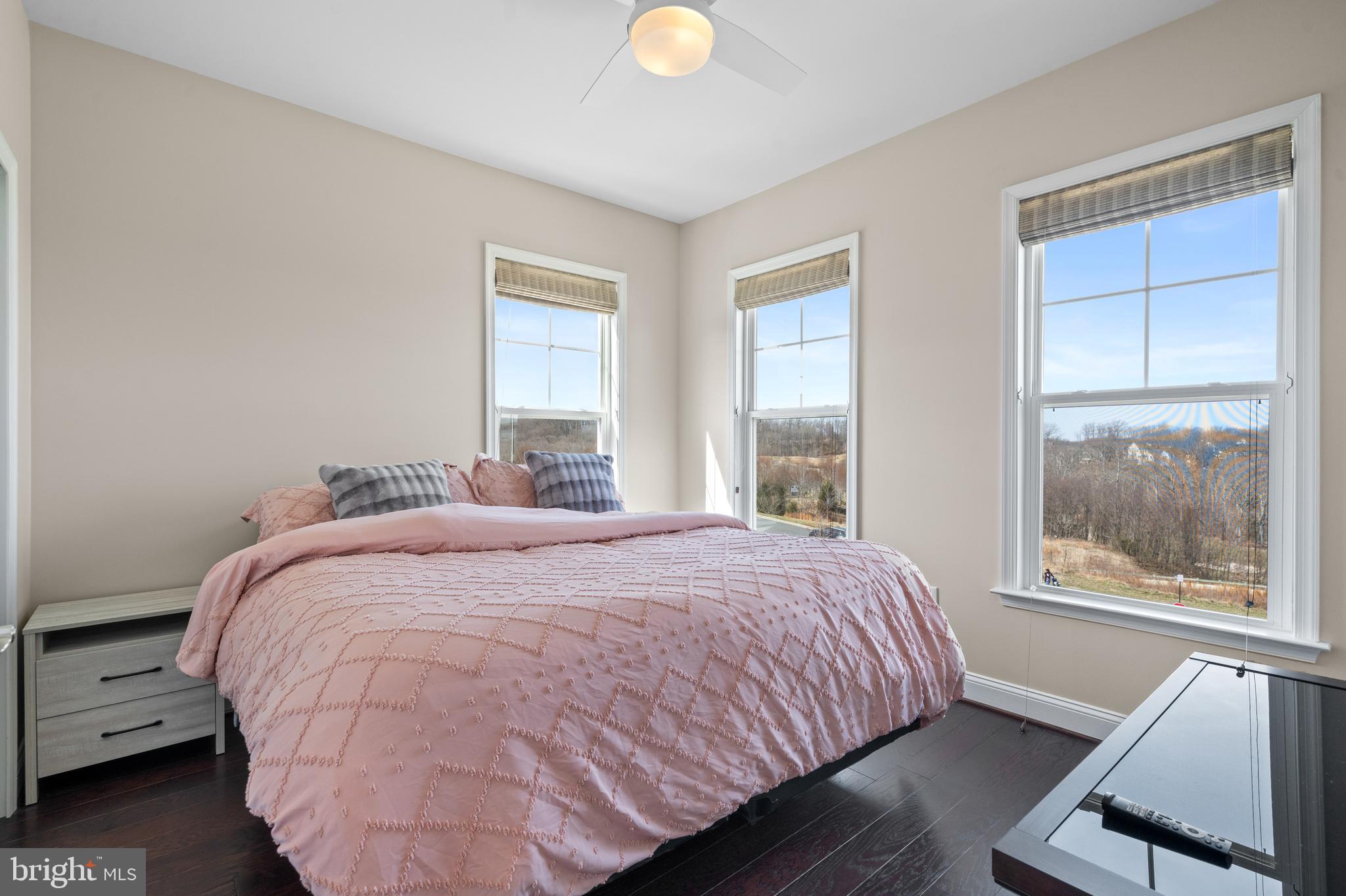 POTOMAC SHORES - Residential