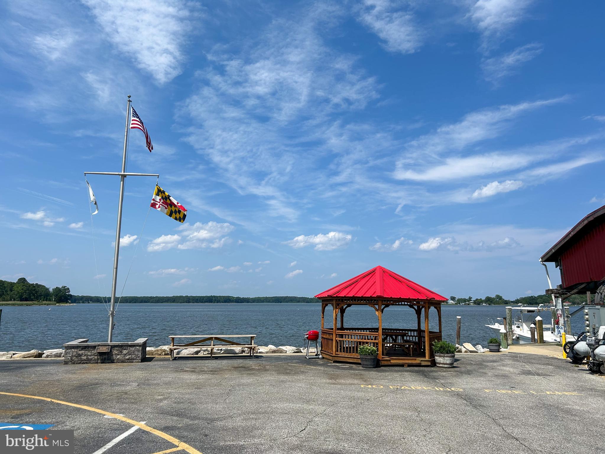 RIVERSIDE DRIVE BOATSLIP C21