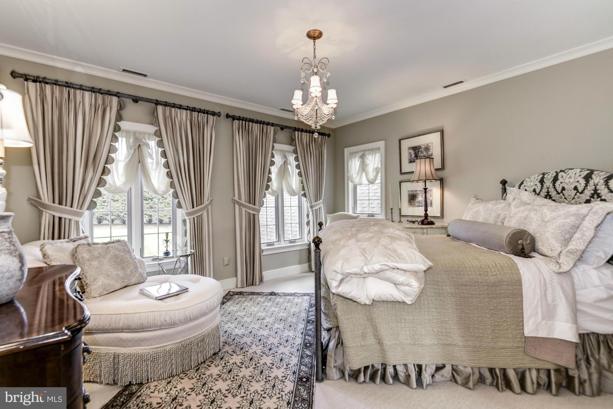 THE DOWNS - Residential