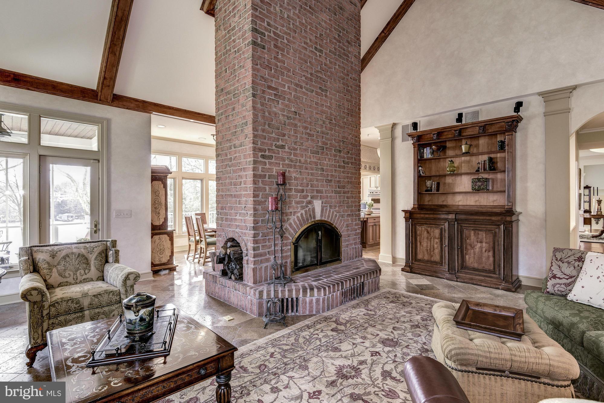 THE DOWNS - Residential