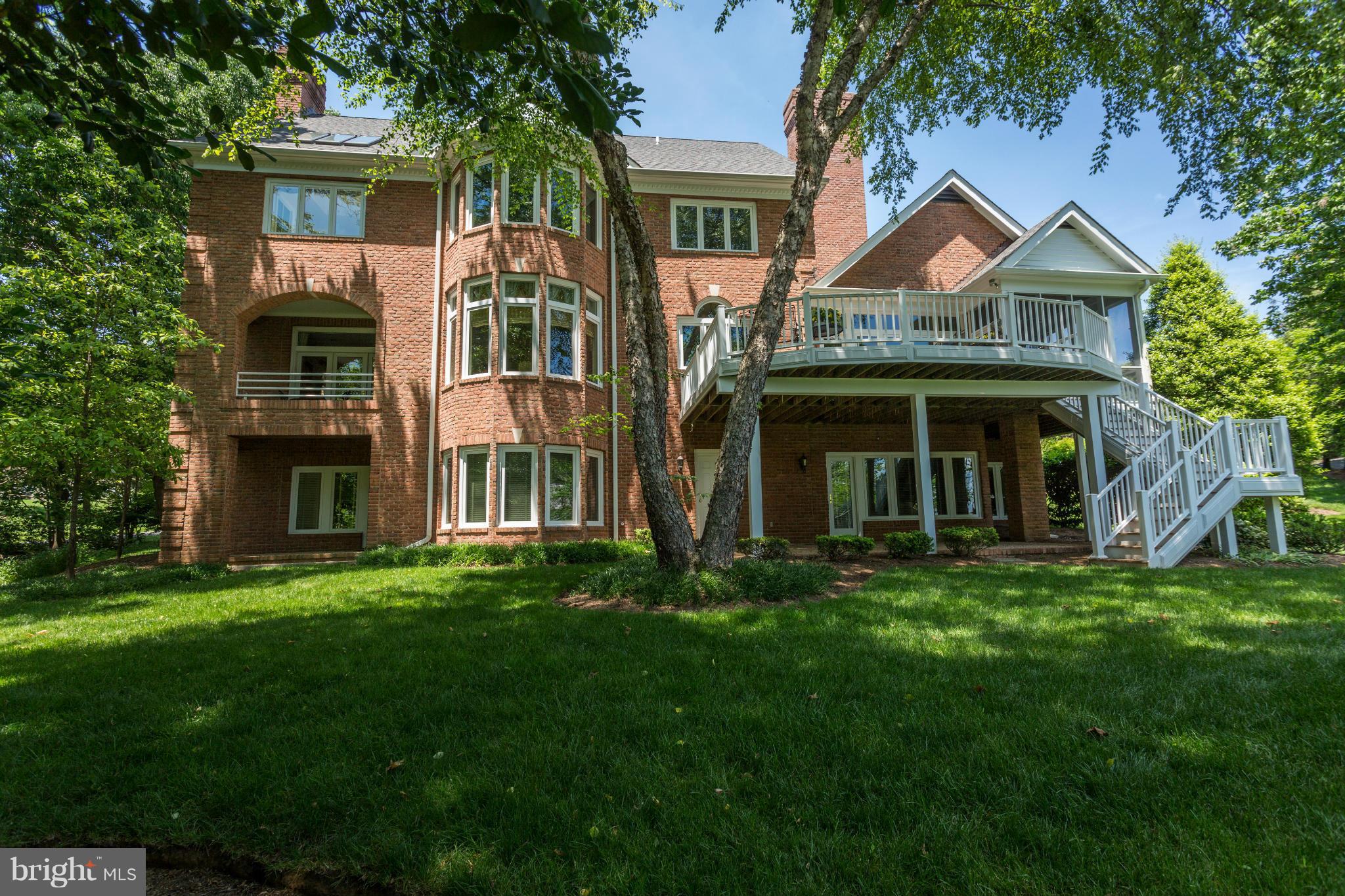 THE DOWNS - Residential