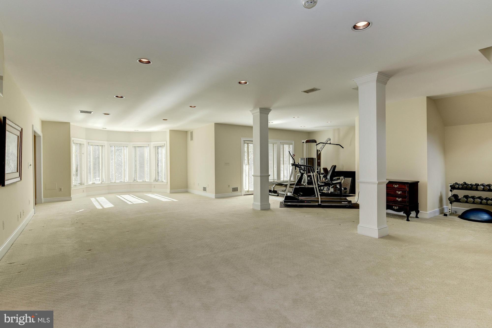 THE DOWNS - Residential