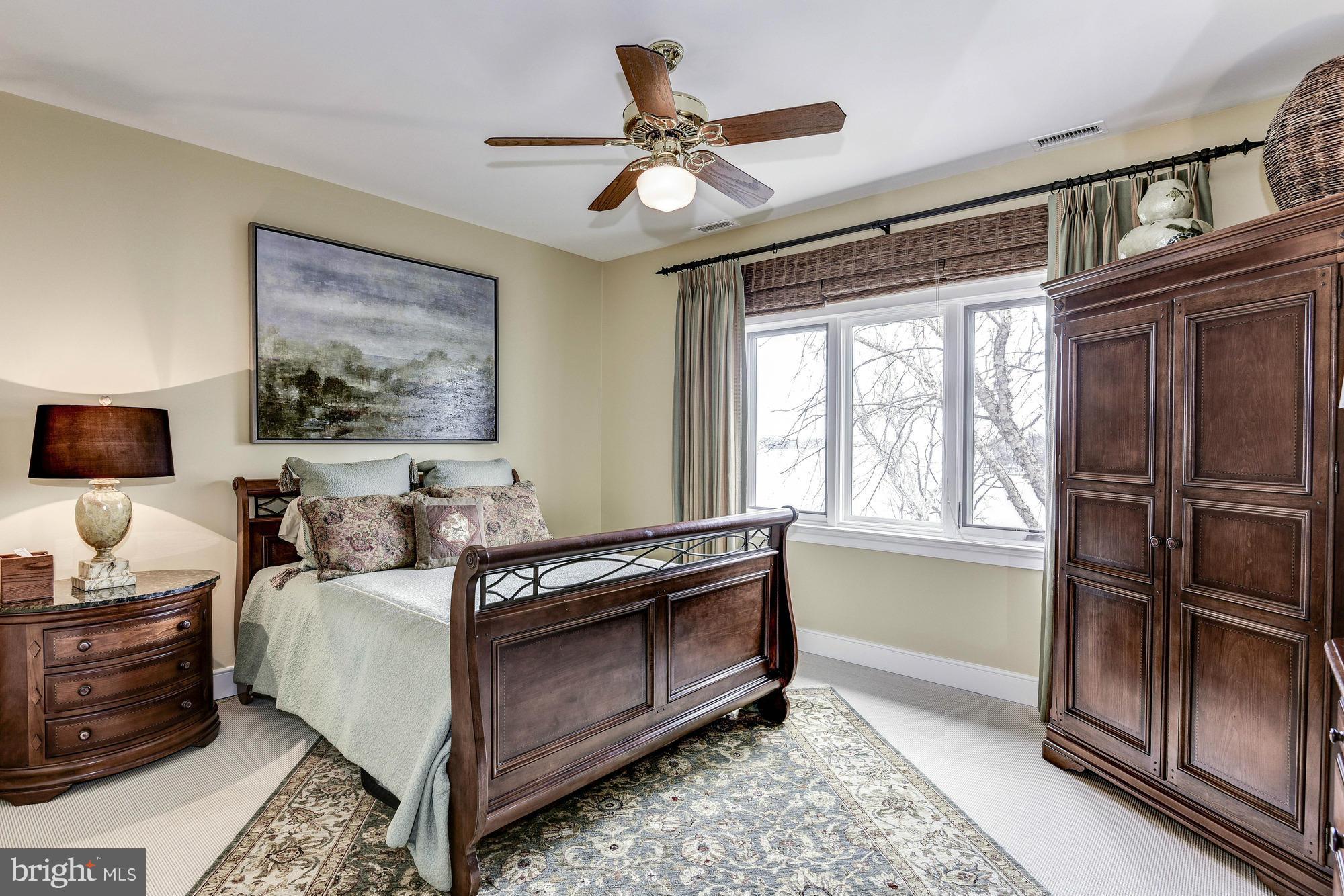 THE DOWNS - Residential