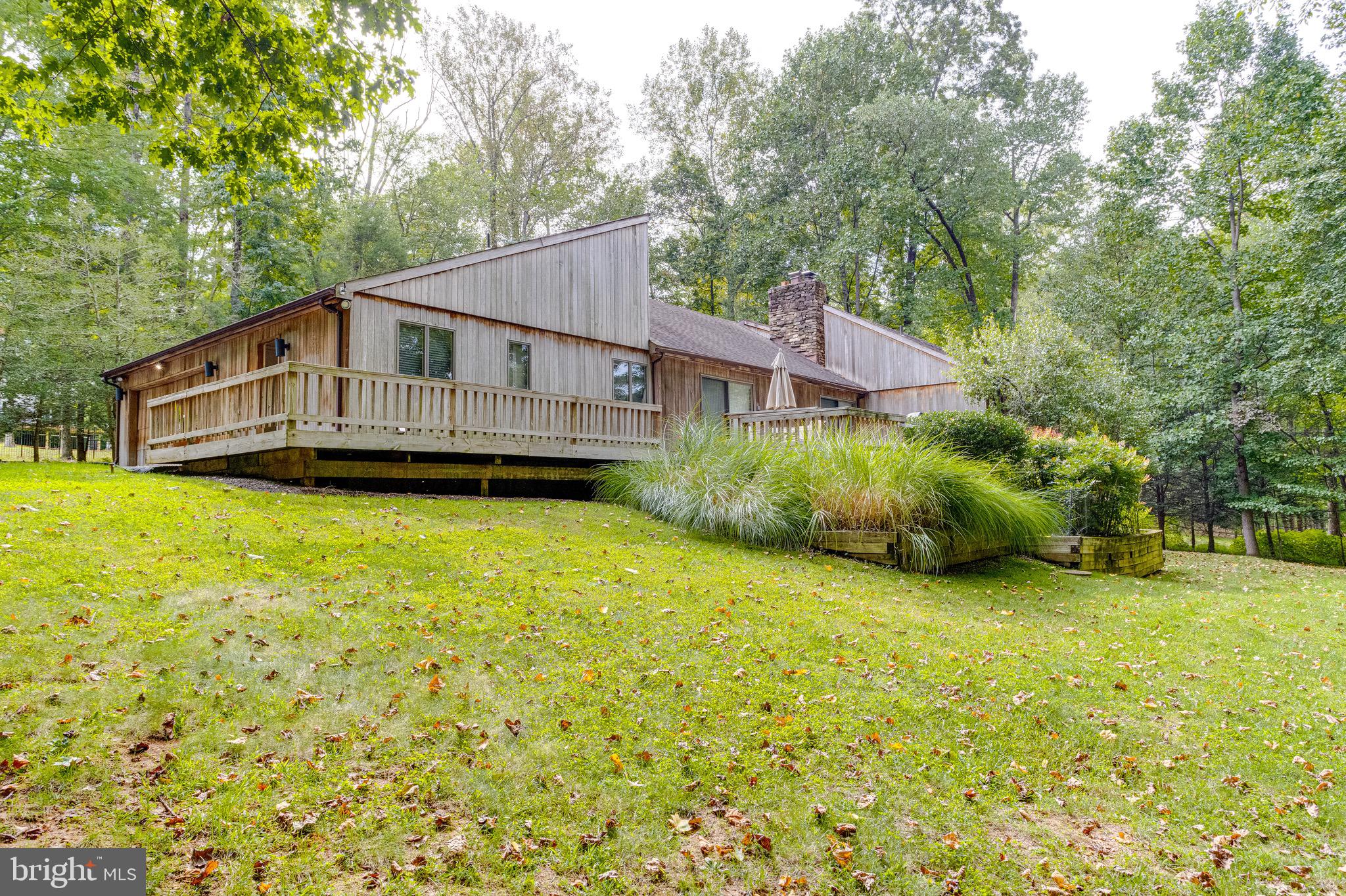 VELVET RIDGE - Residential