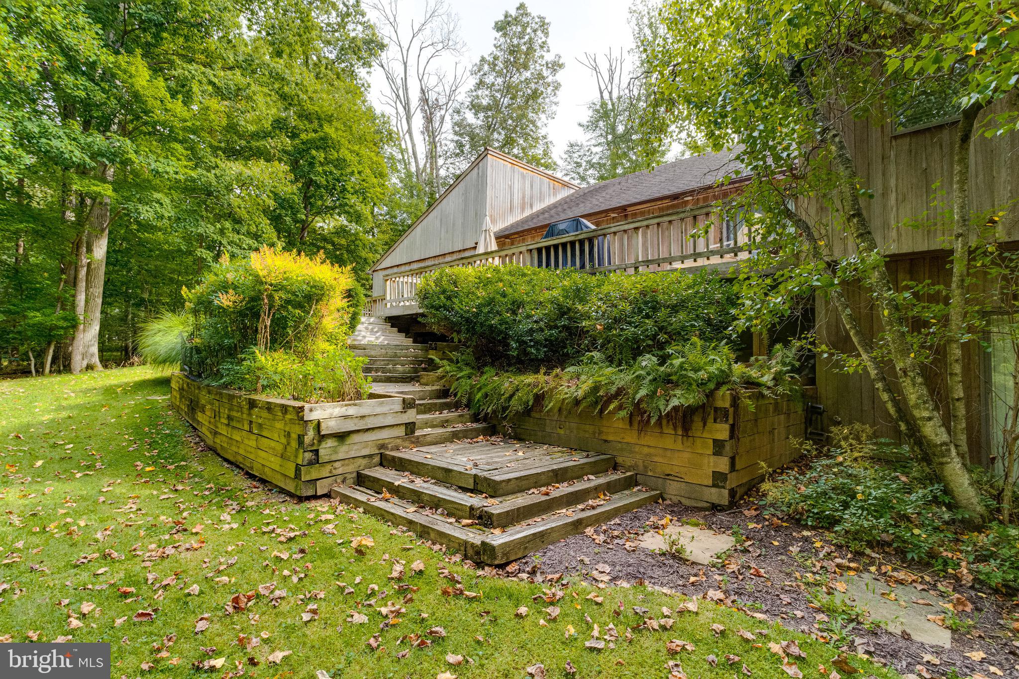 VELVET RIDGE - Residential