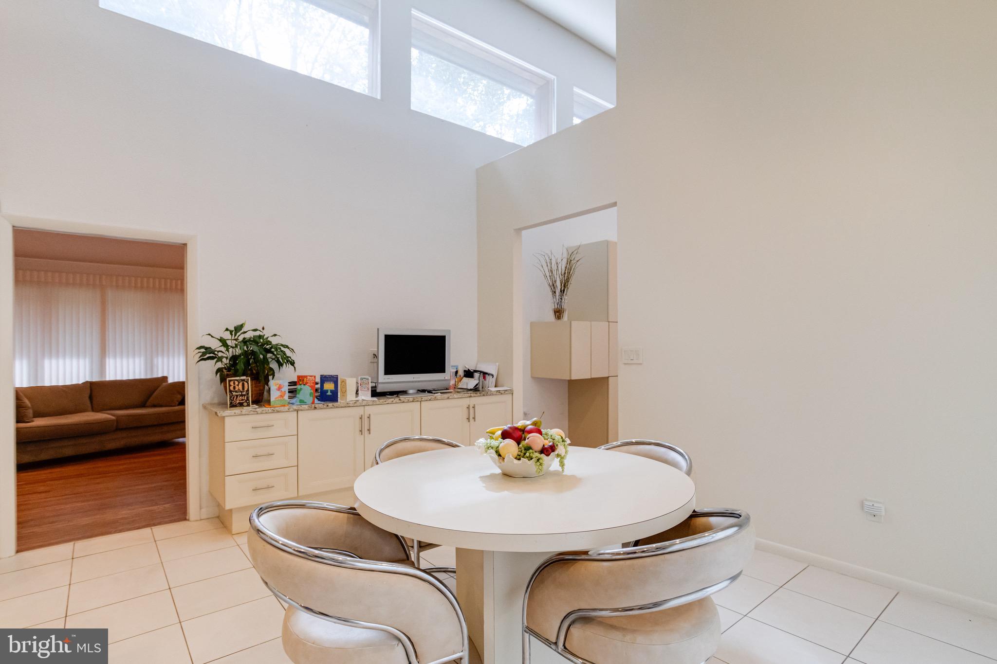 VELVET RIDGE - Residential