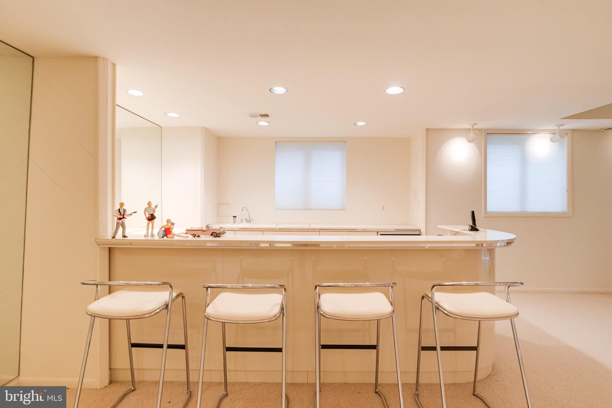 VELVET RIDGE - Residential