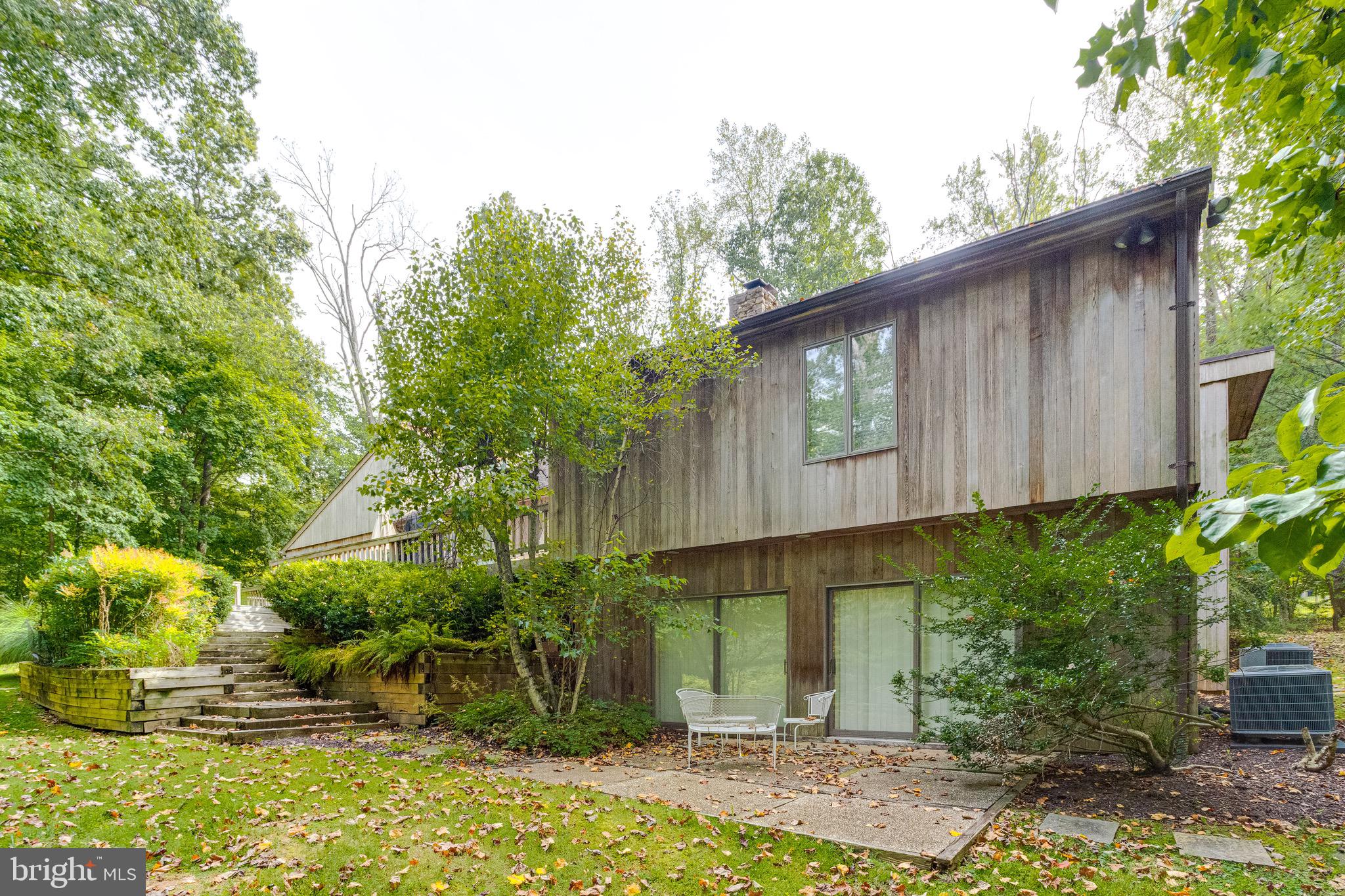 VELVET RIDGE - Residential