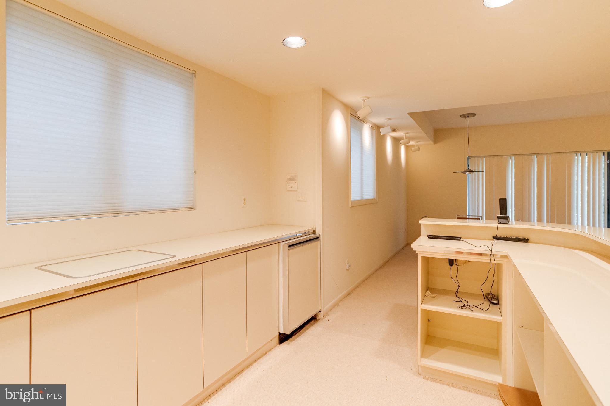 VELVET RIDGE - Residential