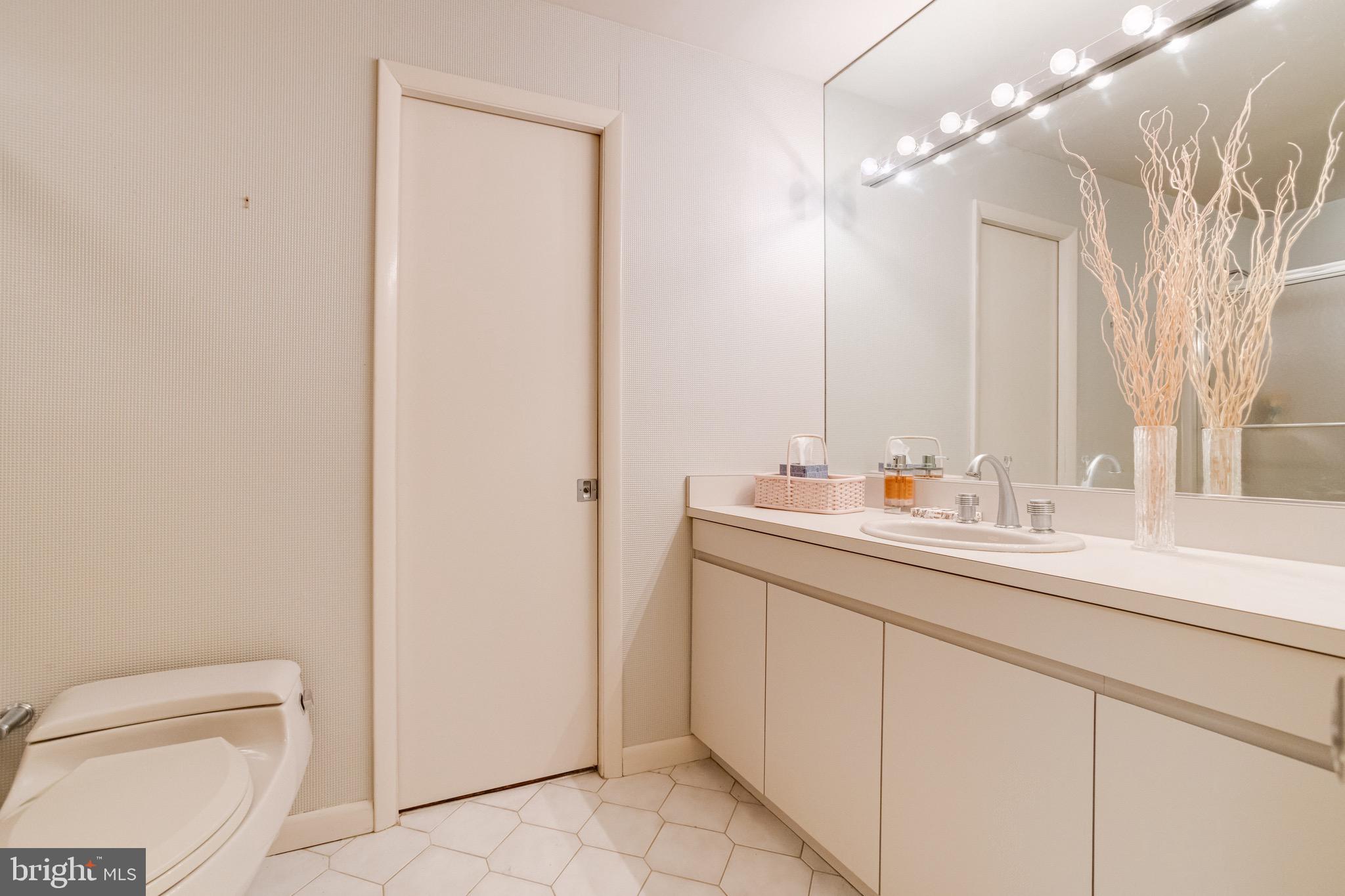 VELVET RIDGE - Residential