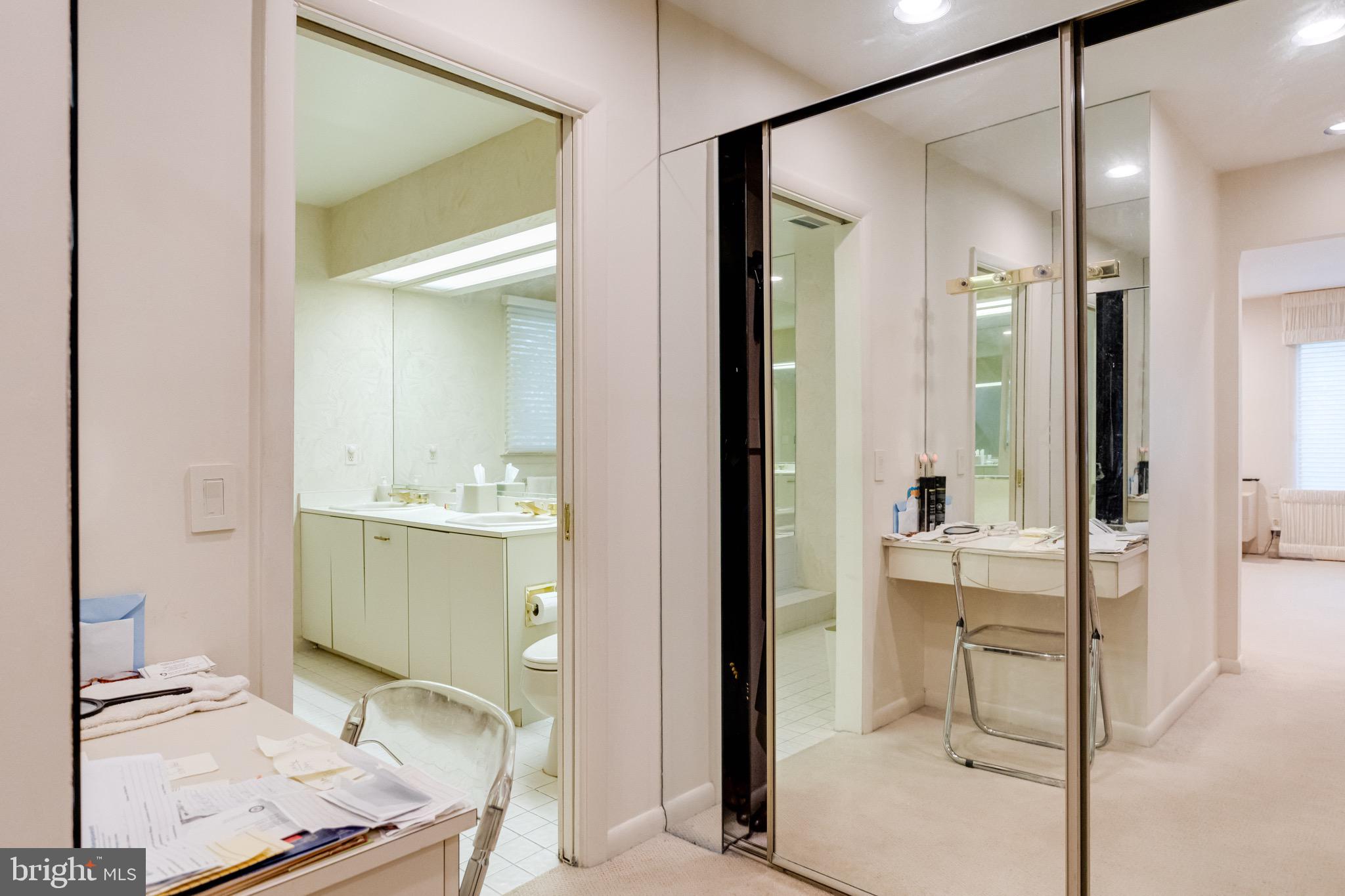 VELVET RIDGE - Residential