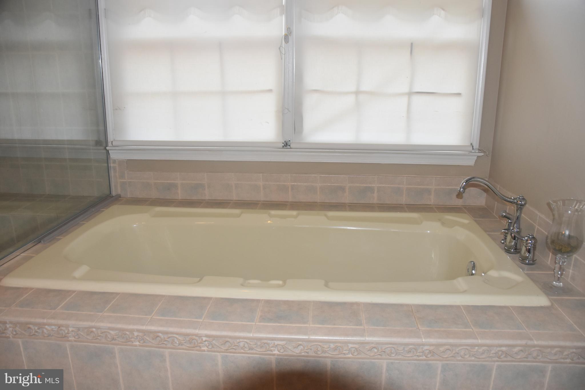 ARMFIELD FARMS - Residential